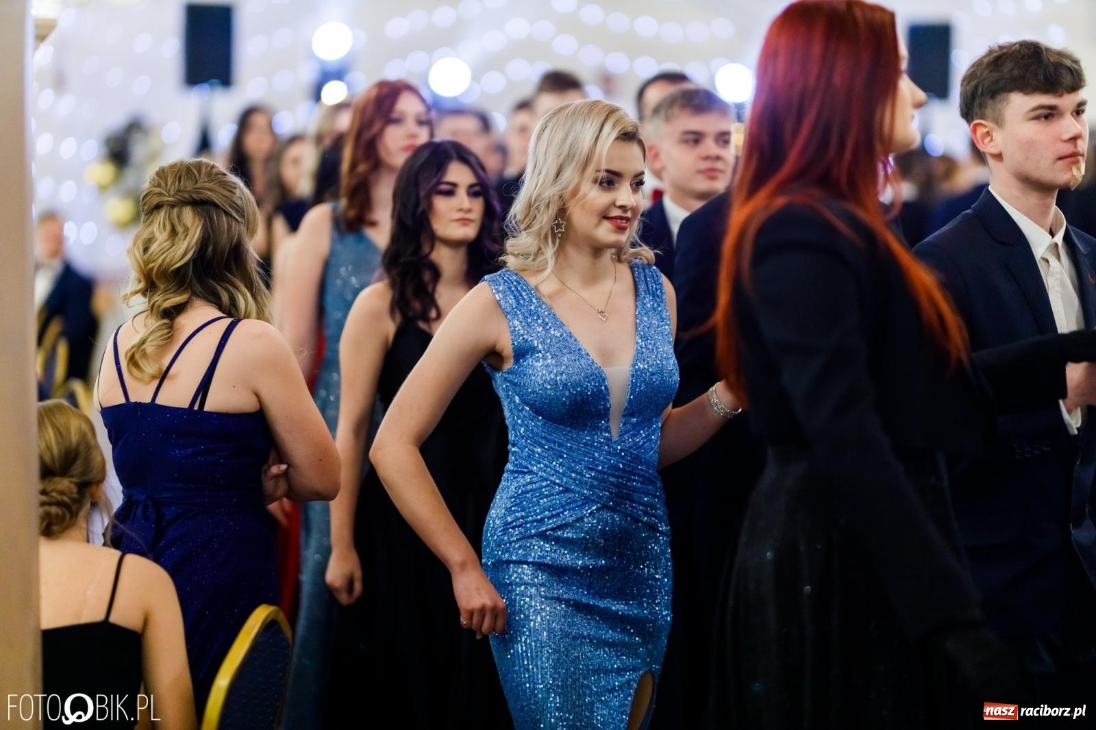 Zdjęcie w galerii na portalu naszraciborz.pl: Studniówka II LO im. Adama Mickiewicza [FOTO i WIDEO] wiadomości z regionu