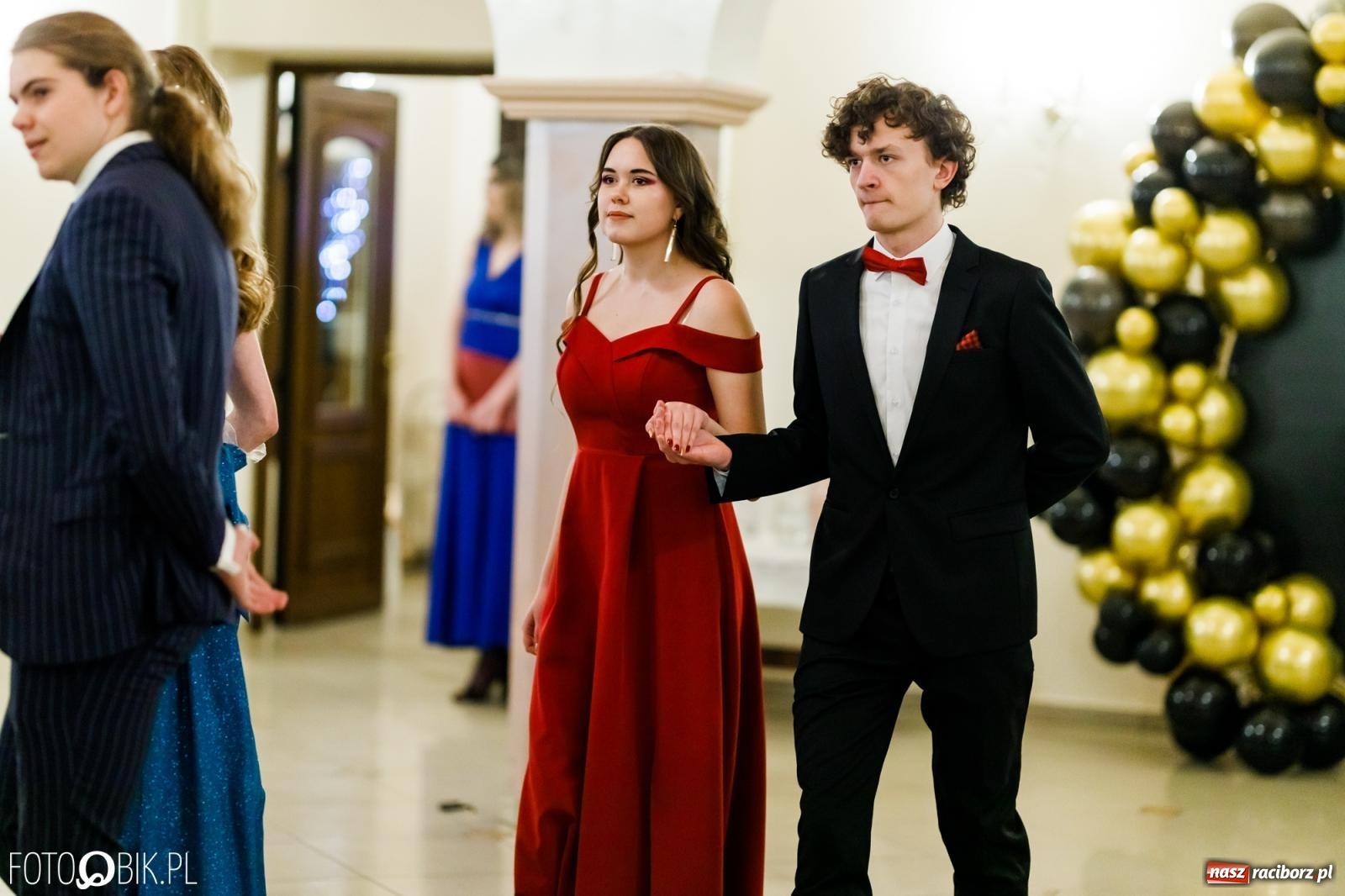 Zdjęcie w galerii na portalu naszraciborz.pl: Studniówka II LO im. Adama Mickiewicza [FOTO i WIDEO] wiadomości z regionu