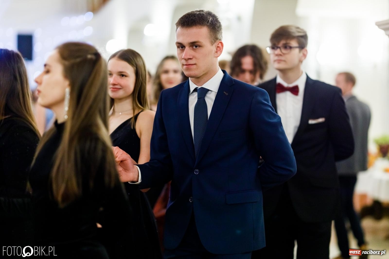 Zdjęcie w galerii na portalu naszraciborz.pl: Studniówka II LO im. Adama Mickiewicza [FOTO i WIDEO] wiadomości z regionu