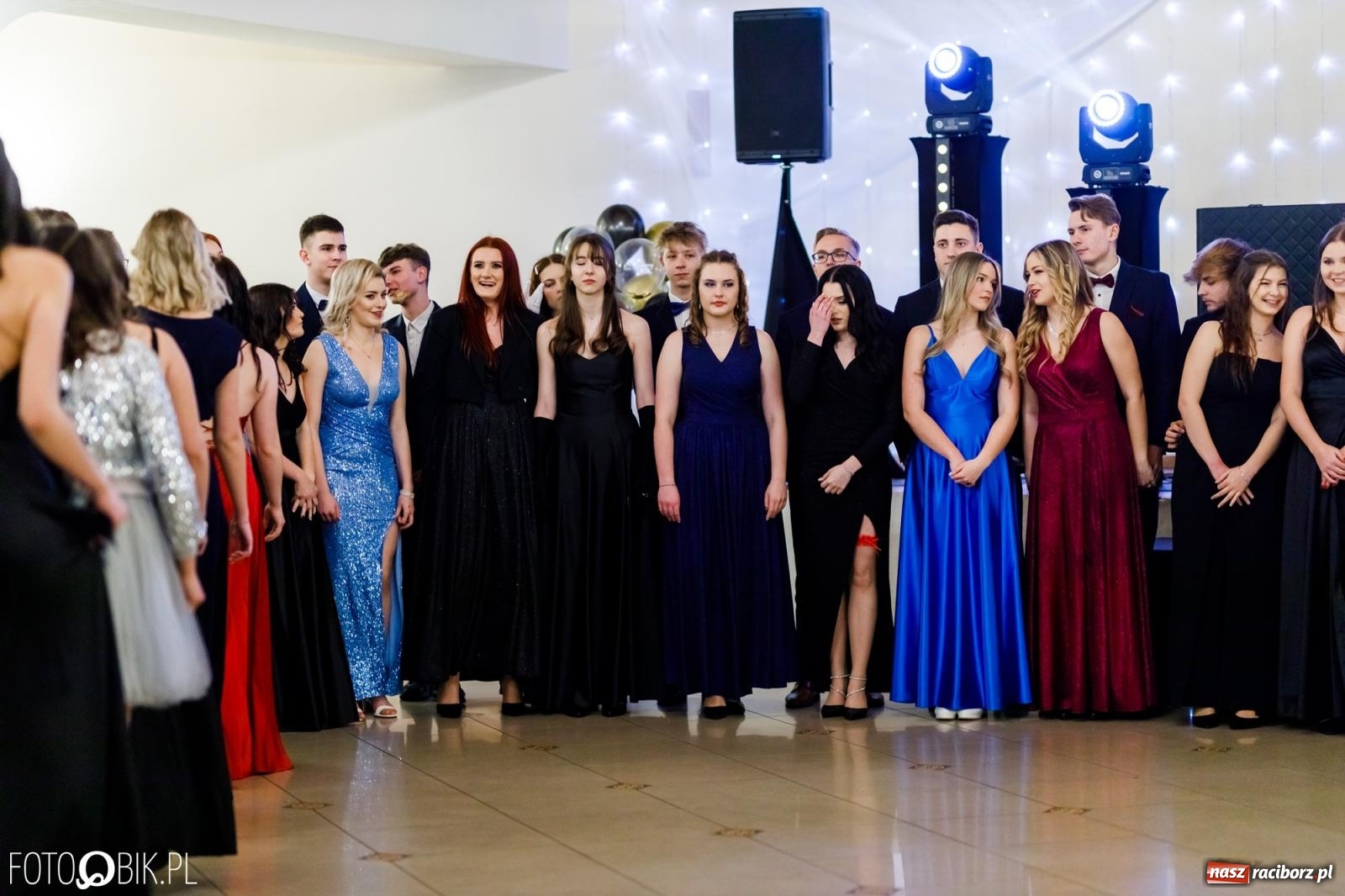 Zdjęcie w galerii na portalu naszraciborz.pl: Studniówka II LO im. Adama Mickiewicza [FOTO i WIDEO] wiadomości z regionu