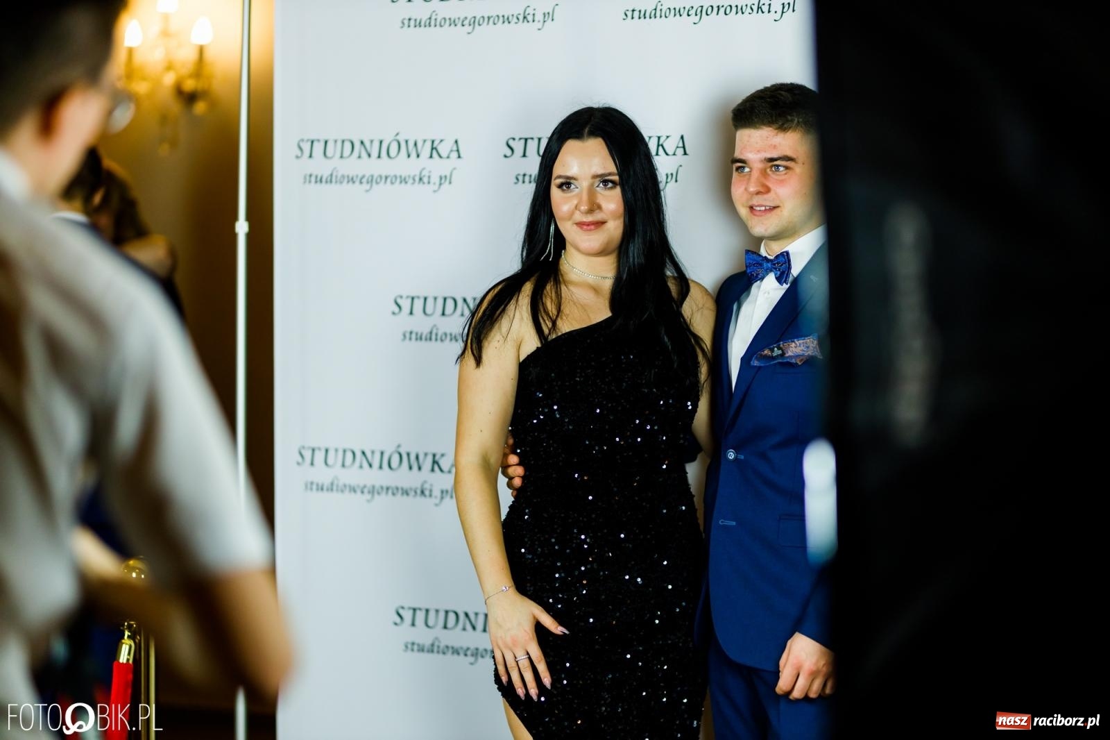 Zdjęcie w galerii na portalu naszraciborz.pl: Studniówka II LO im. Adama Mickiewicza [FOTO i WIDEO] wiadomości z regionu