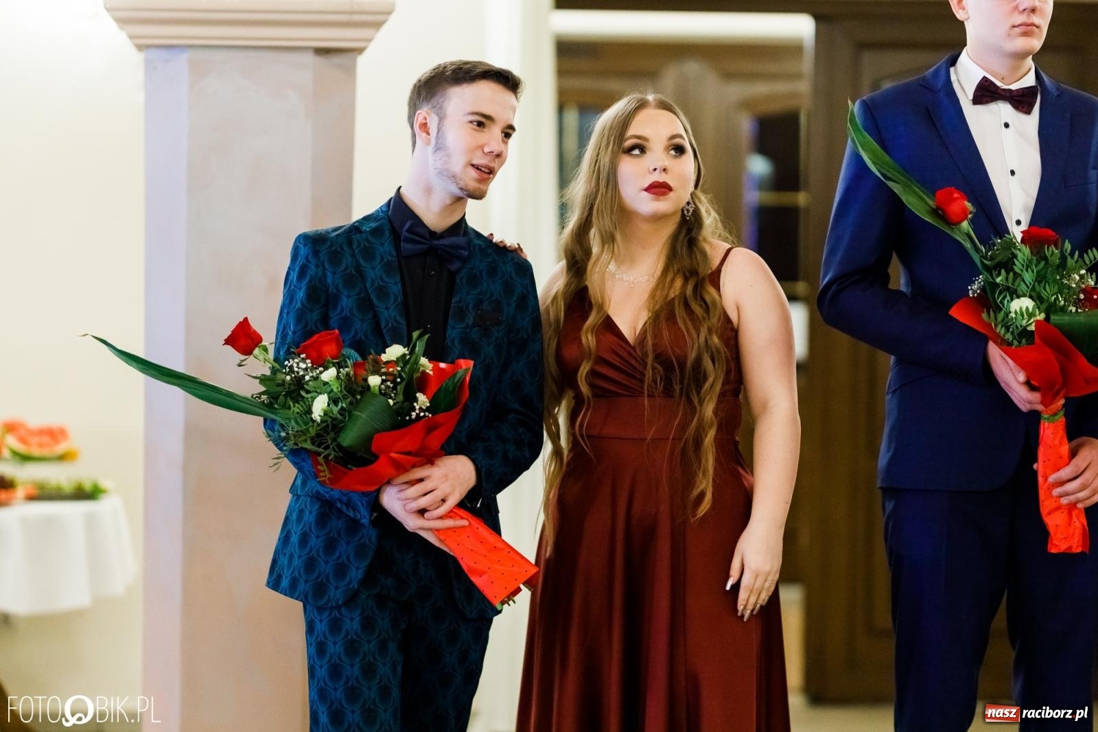 Zdjęcie w galerii na portalu naszraciborz.pl: Studniówka II LO im. Adama Mickiewicza [FOTO i WIDEO] wiadomości z regionu