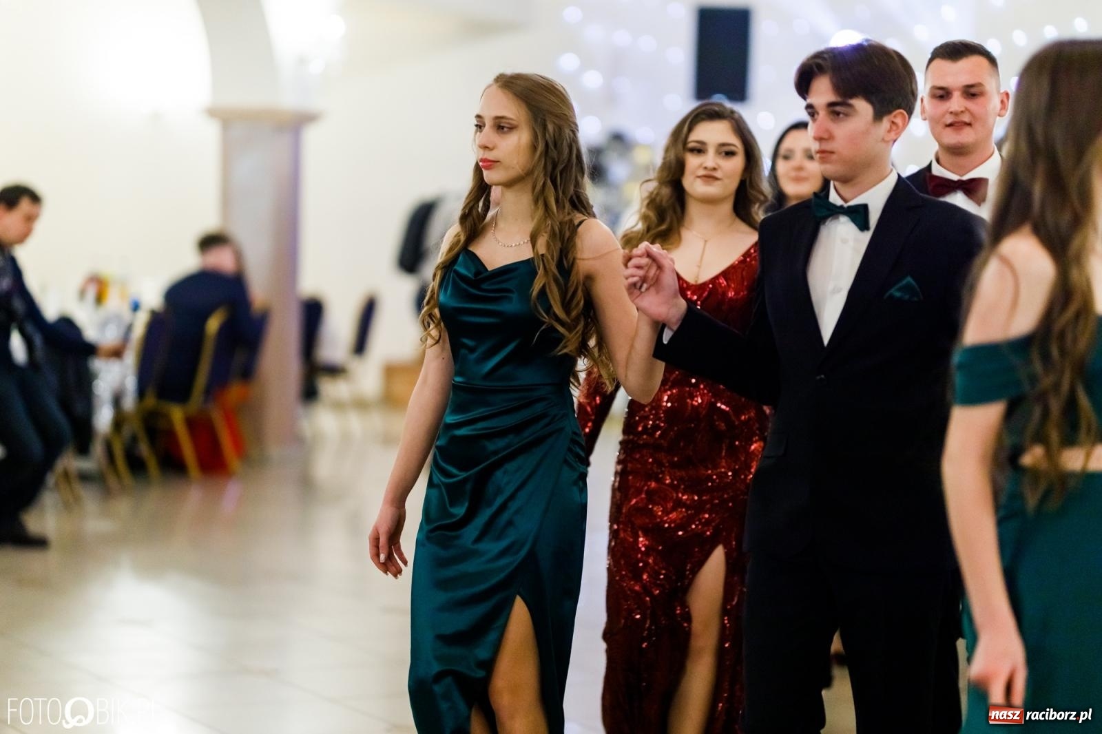 Zdjęcie w galerii na portalu naszraciborz.pl: Studniówka II LO im. Adama Mickiewicza [FOTO i WIDEO] wiadomości z regionu