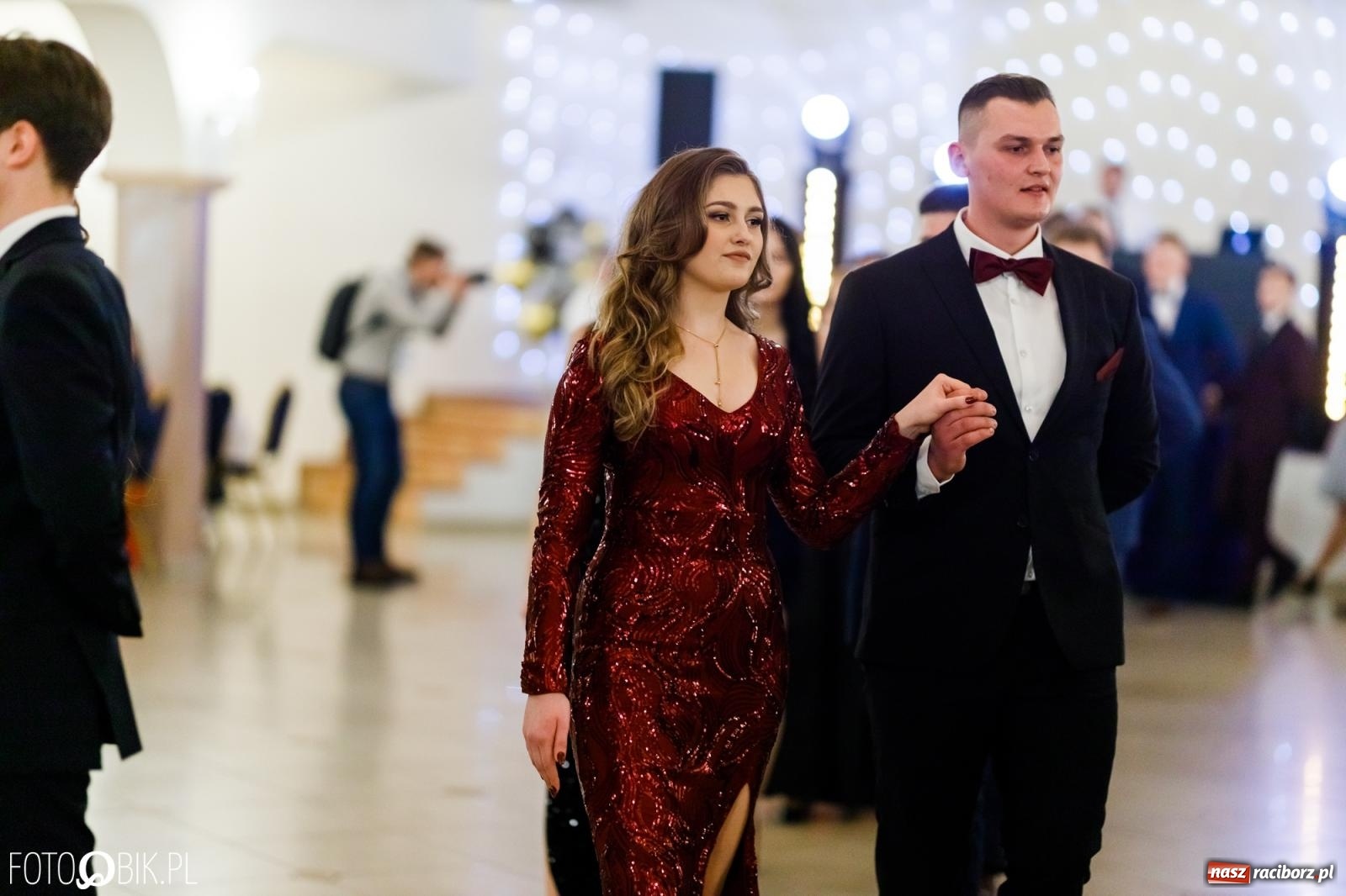 Zdjęcie w galerii na portalu naszraciborz.pl: Studniówka II LO im. Adama Mickiewicza [FOTO i WIDEO] wiadomości z regionu