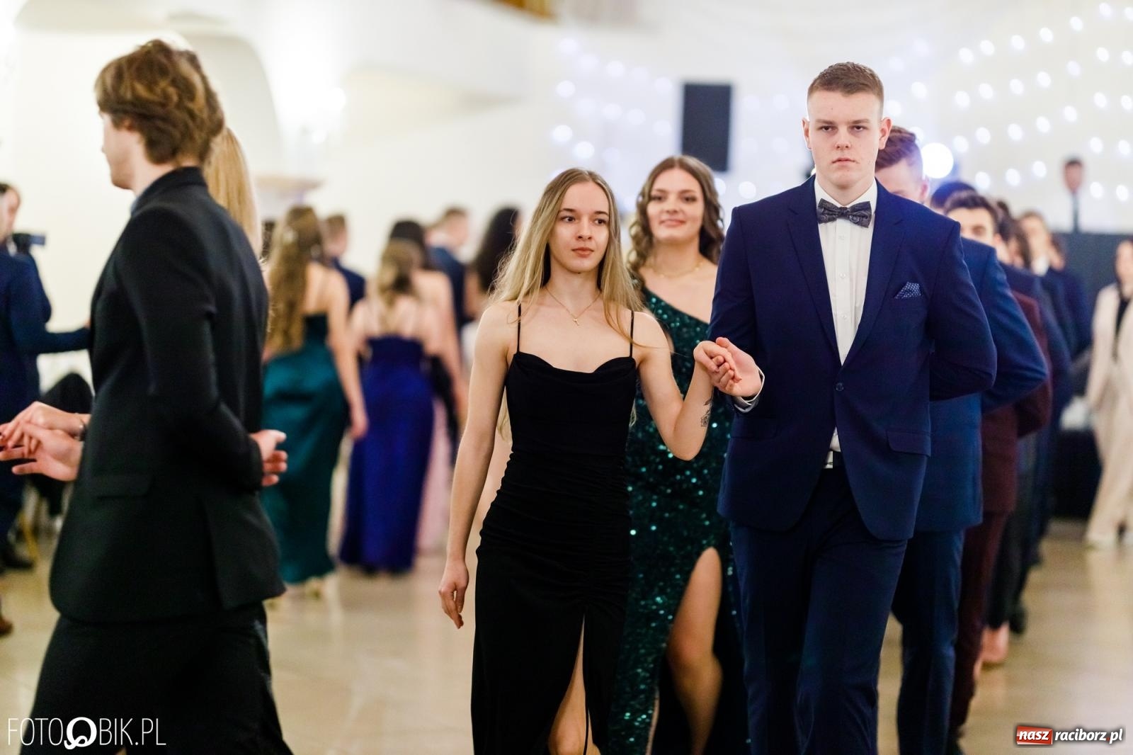 Zdjęcie w galerii na portalu naszraciborz.pl: Studniówka II LO im. Adama Mickiewicza [FOTO i WIDEO] wiadomości z regionu