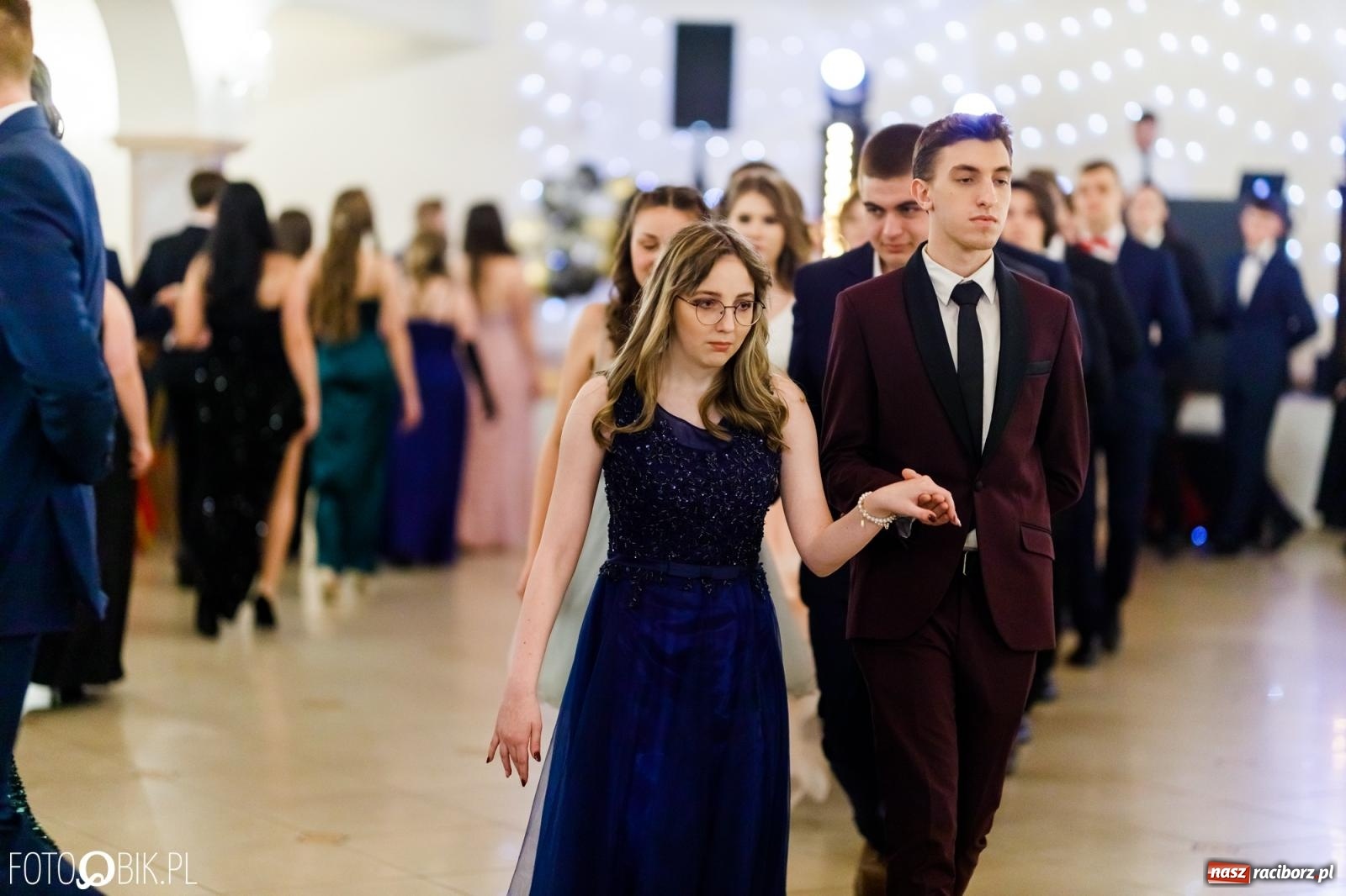 Zdjęcie w galerii na portalu naszraciborz.pl: Studniówka II LO im. Adama Mickiewicza [FOTO i WIDEO] wiadomości z regionu