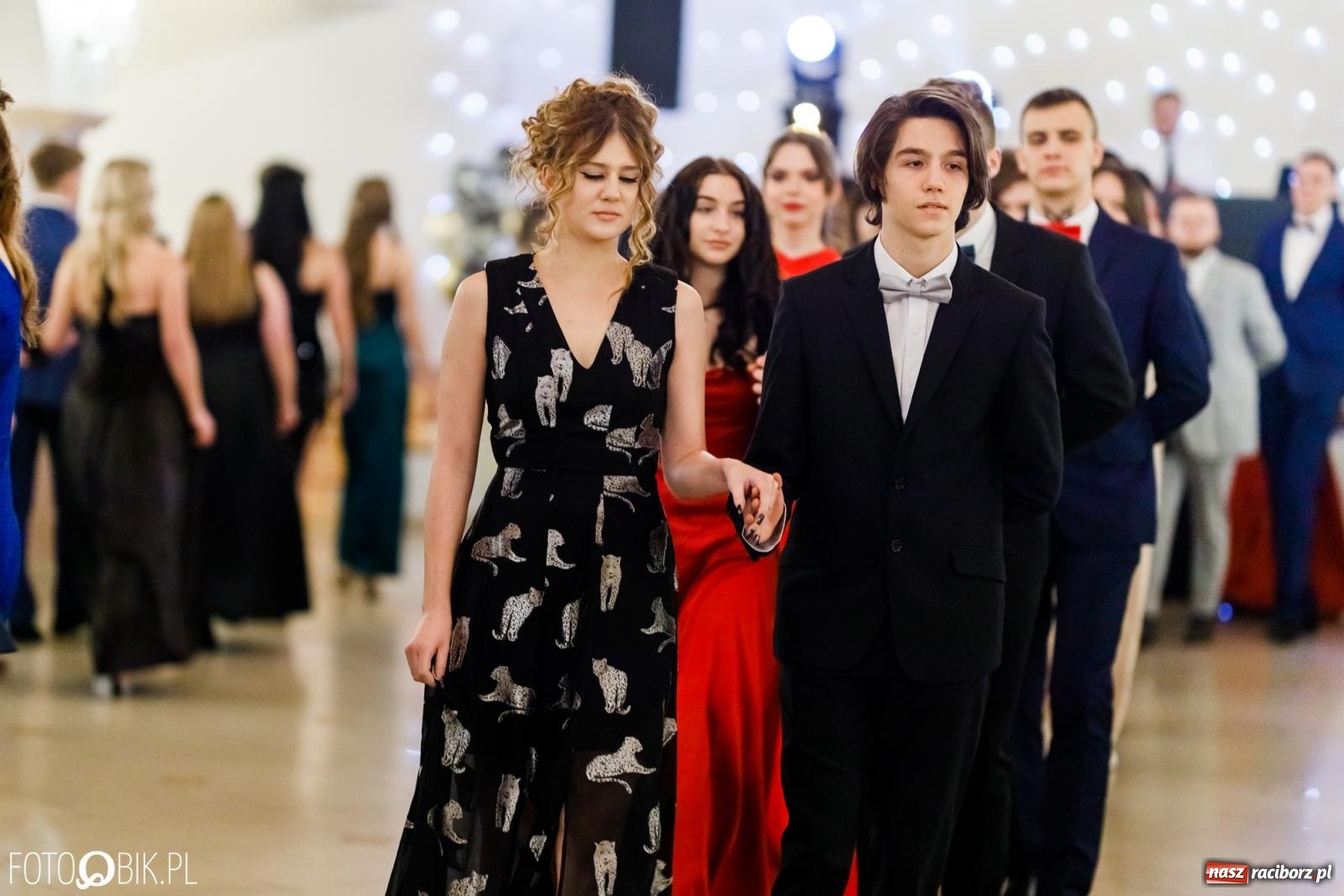 Zdjęcie w galerii na portalu naszraciborz.pl: Studniówka II LO im. Adama Mickiewicza [FOTO i WIDEO] wiadomości z regionu