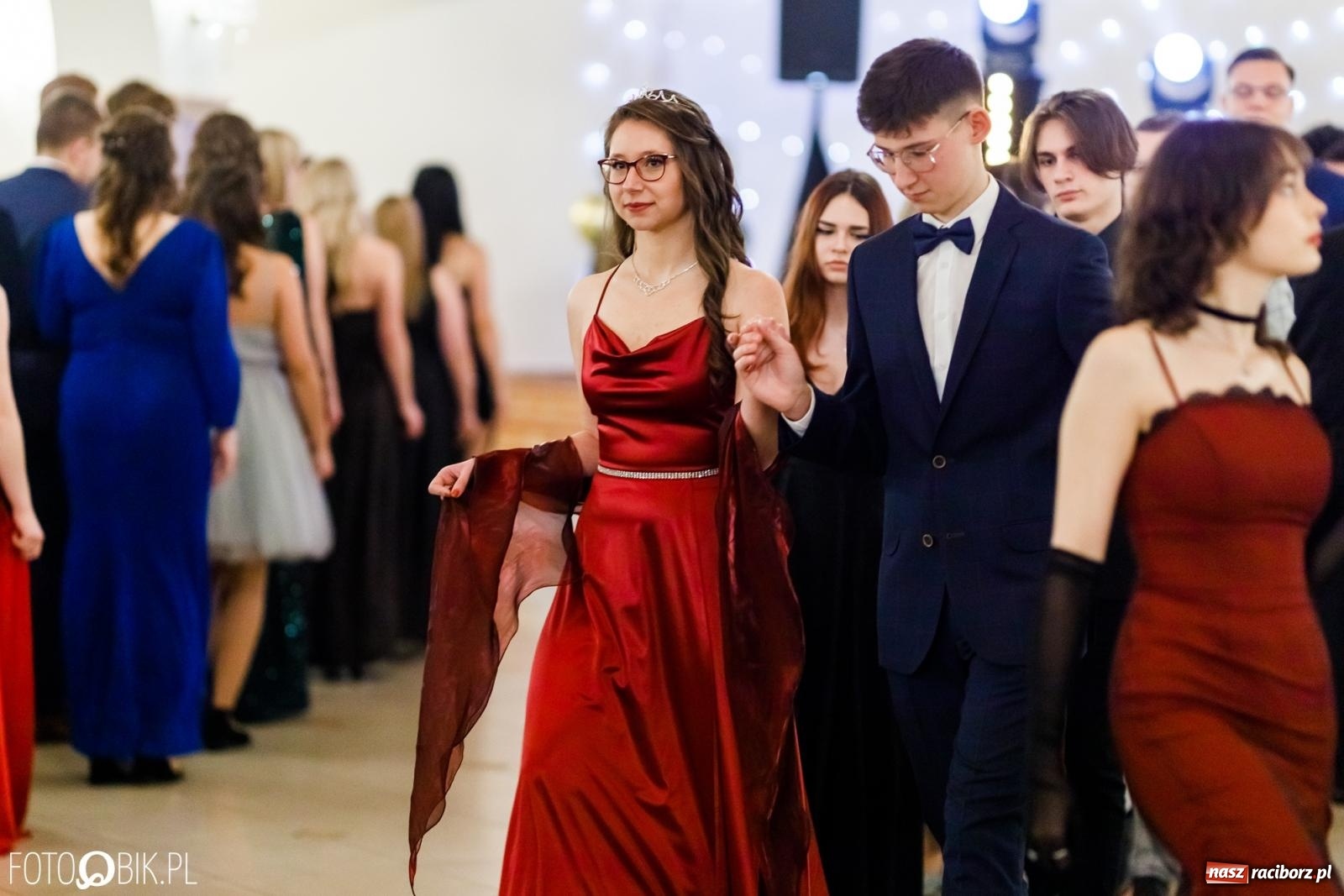 Zdjęcie w galerii na portalu naszraciborz.pl: Studniówka II LO im. Adama Mickiewicza [FOTO i WIDEO] wiadomości z regionu