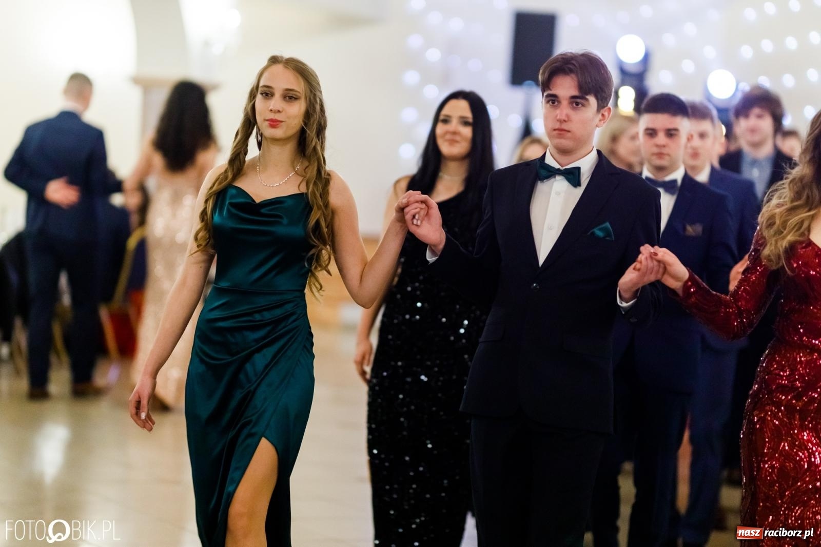 Zdjęcie w galerii na portalu naszraciborz.pl: Studniówka II LO im. Adama Mickiewicza [FOTO i WIDEO] wiadomości z regionu