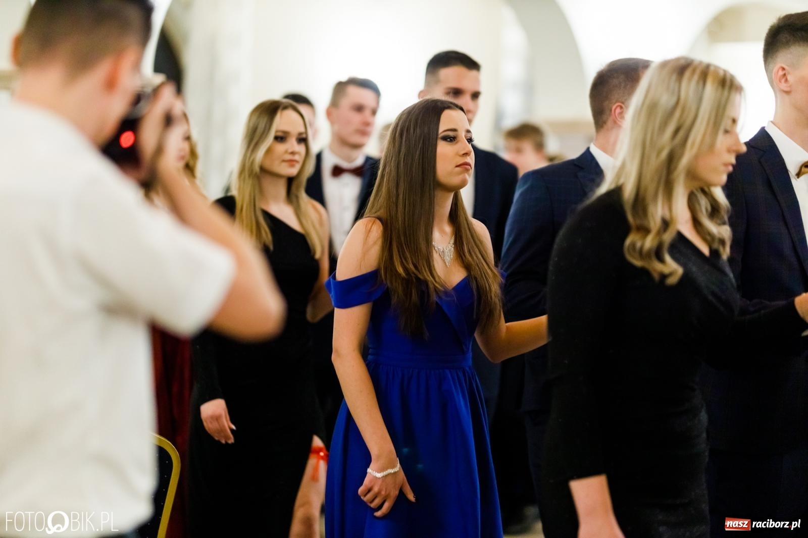 Zdjęcie w galerii na portalu naszraciborz.pl: Studniówka II LO im. Adama Mickiewicza [FOTO i WIDEO] wiadomości z regionu