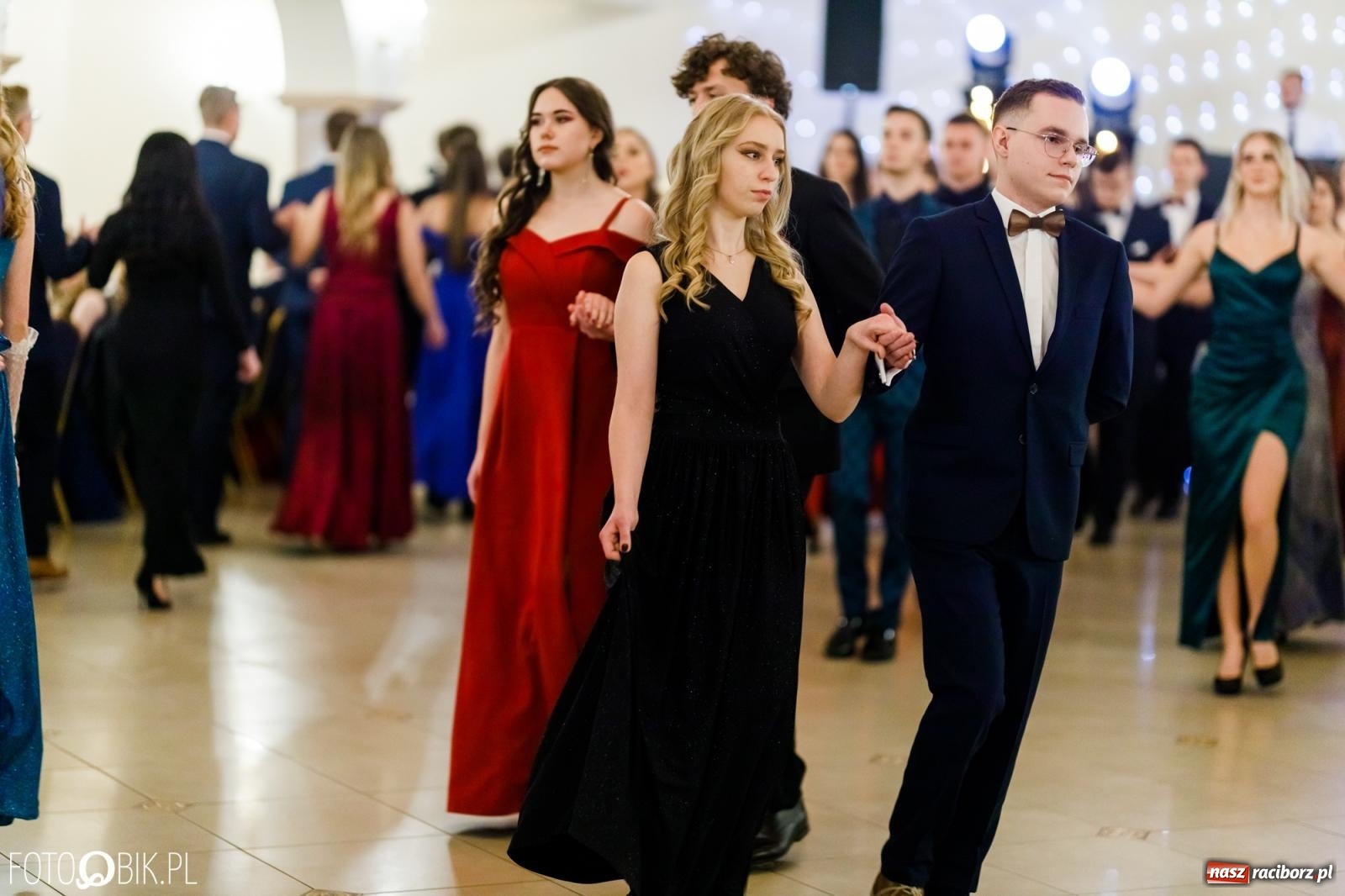 Zdjęcie w galerii na portalu naszraciborz.pl: Studniówka II LO im. Adama Mickiewicza [FOTO i WIDEO] wiadomości z regionu