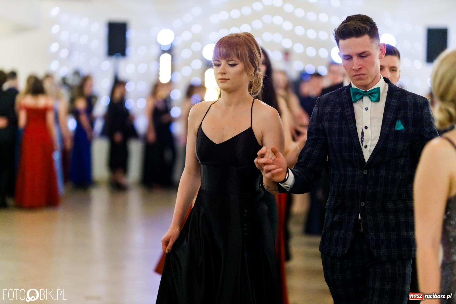 Zdjęcie w galerii na portalu naszraciborz.pl: Studniówka II LO im. Adama Mickiewicza [FOTO i WIDEO] wiadomości z regionu