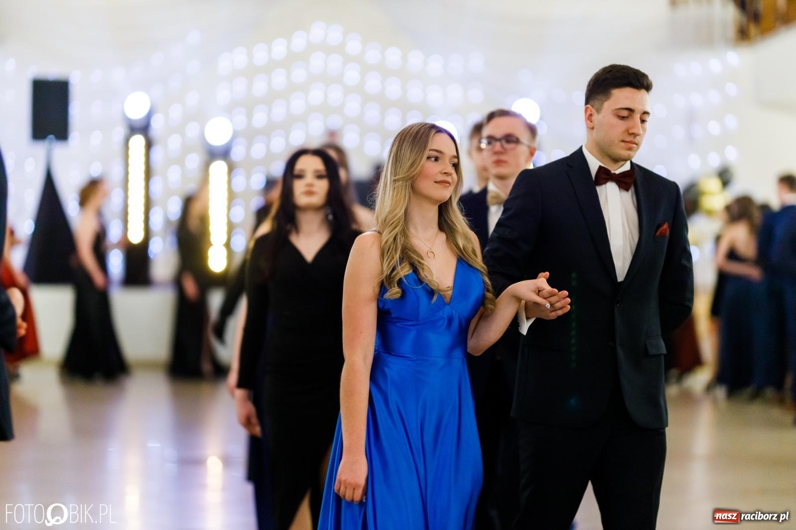 Zdjęcie w galerii na portalu naszraciborz.pl: Studniówka II LO im. Adama Mickiewicza [FOTO i WIDEO] wiadomości z regionu