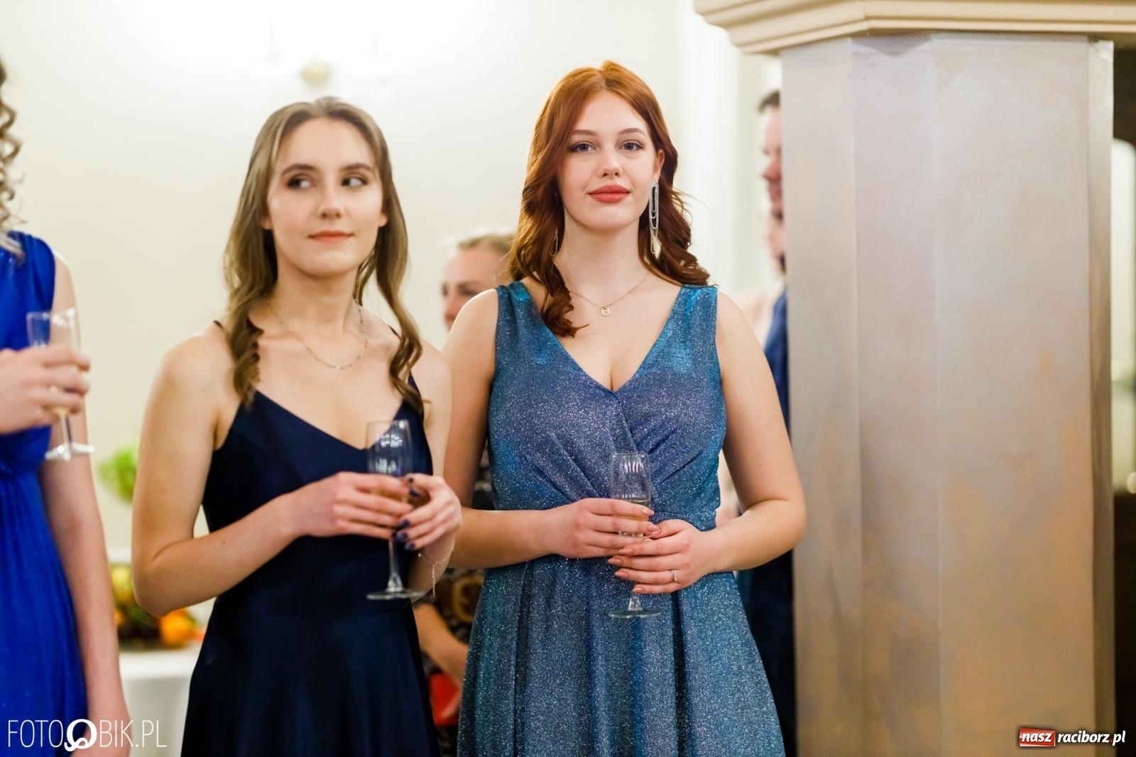 Zdjęcie w galerii na portalu naszraciborz.pl: Studniówka II LO im. Adama Mickiewicza [FOTO i WIDEO] wiadomości z regionu