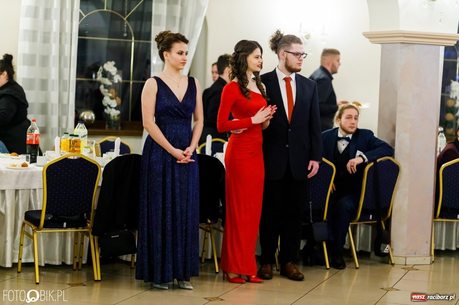 Zdjęcie w galerii na portalu naszraciborz.pl: Studniówka II LO im. Adama Mickiewicza [FOTO i WIDEO] wiadomości z regionu