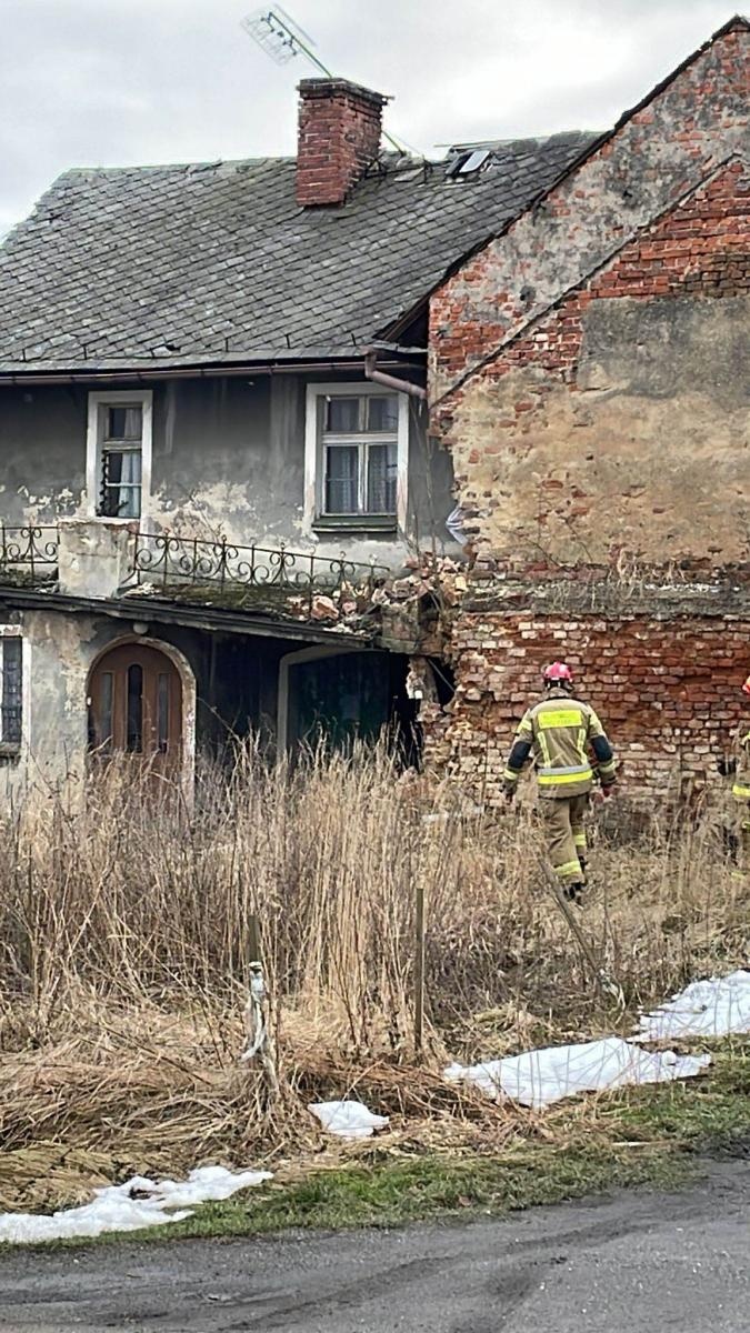 Zdjęcie w galerii na portalu naszraciborz.pl: W Pietrowicach Wielkich zawaliła się część budynku wiadomości z regionu