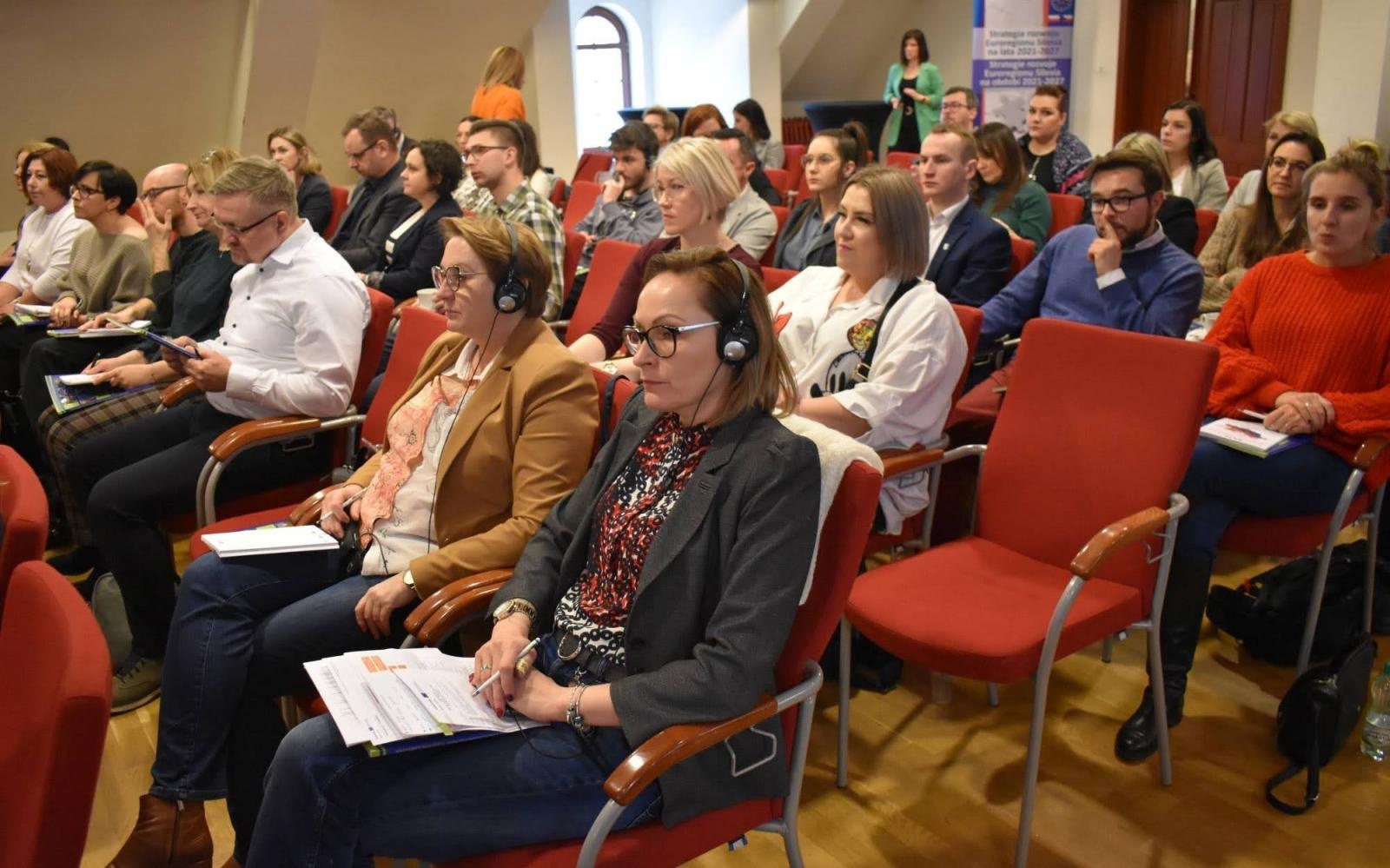 Zdjęcie w galerii na portalu naszraciborz.pl: Unijne programy bez tajemnic. Szkolenie na zamku wiadomości z regionu