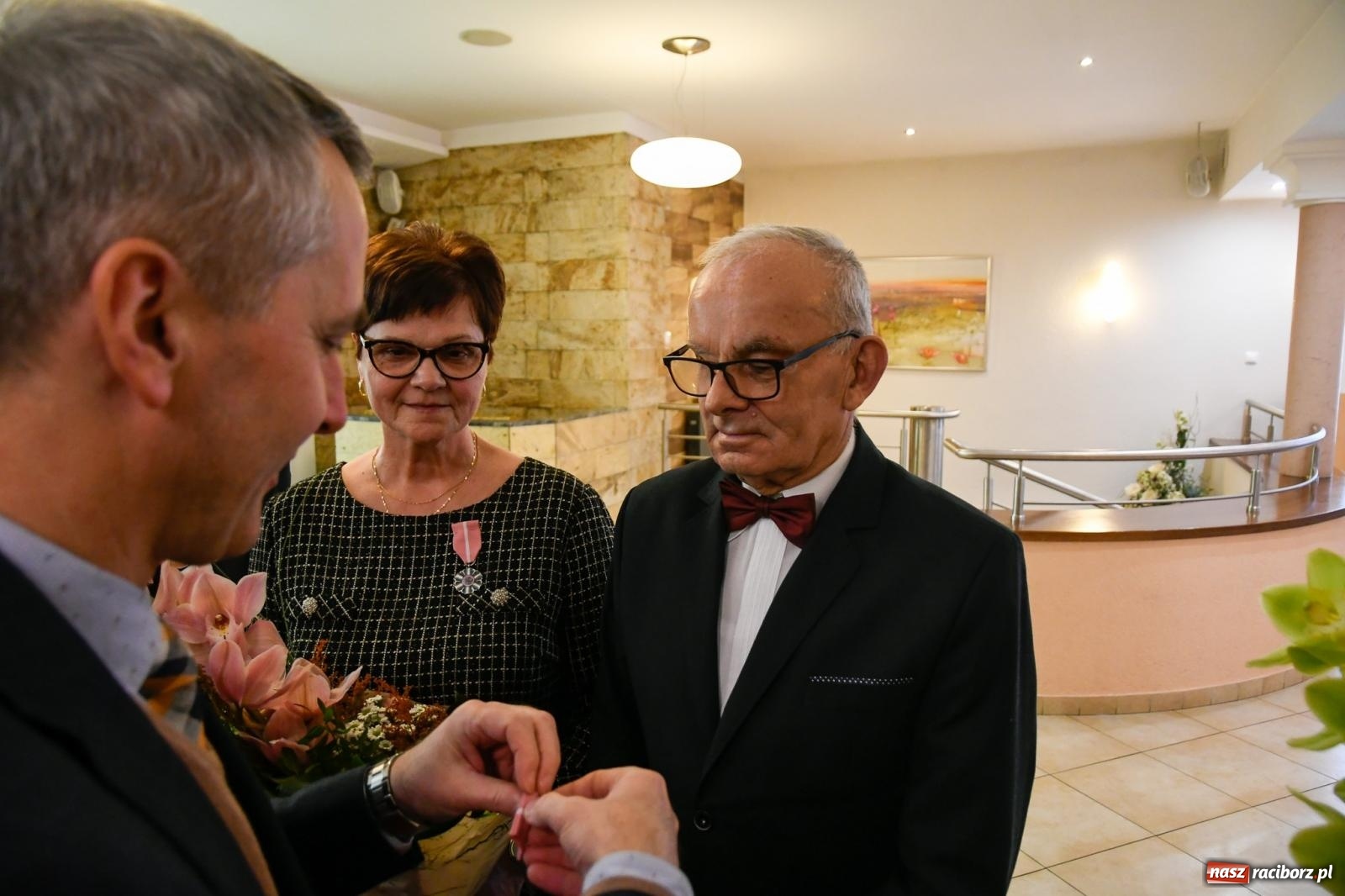 Zdjęcie w galerii na portalu naszraciborz.pl: Złote gody w raciborskim USC [FOTO i WIDEO] wiadomości z regionu