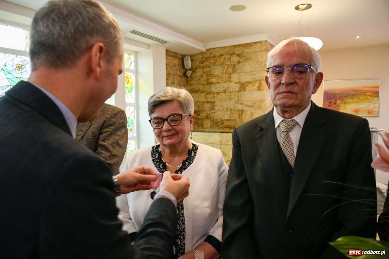 Zdjęcie w galerii na portalu naszraciborz.pl: Złote gody w raciborskim USC [FOTO i WIDEO] wiadomości z regionu