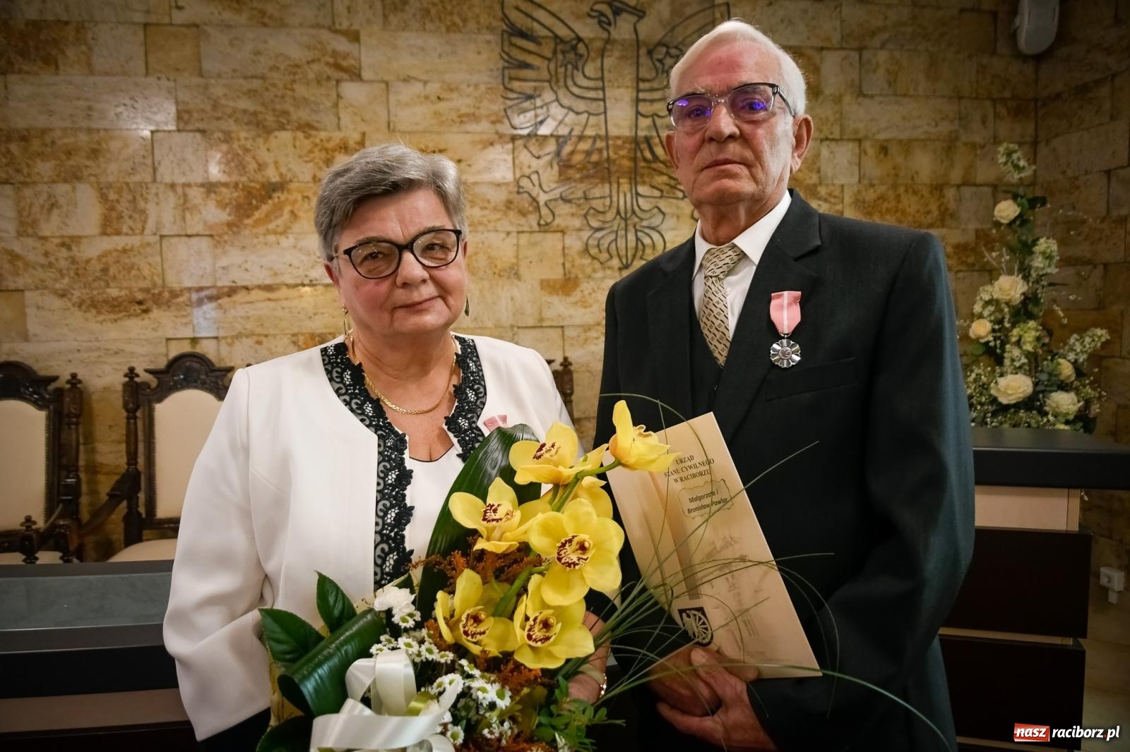 Zdjęcie w galerii na portalu naszraciborz.pl: Złote gody w raciborskim USC [FOTO i WIDEO] wiadomości z regionu