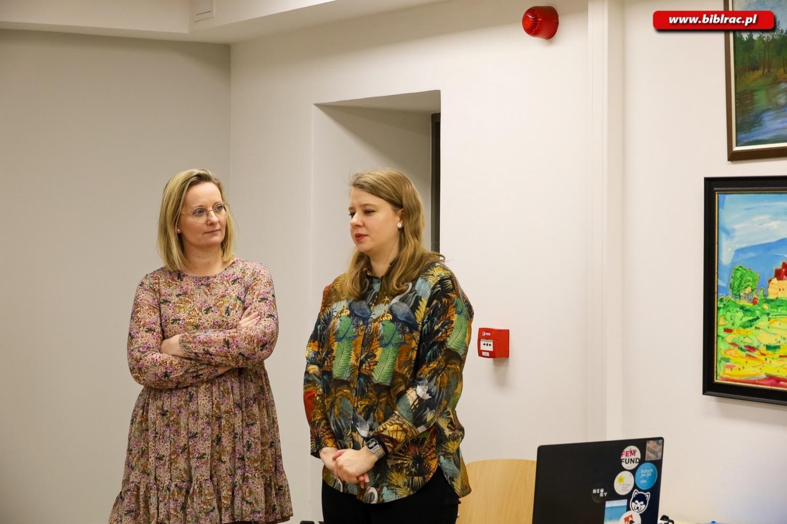 Zdjęcie w galerii na portalu naszraciborz.pl: Jak stworzyć archiwum społeczne? Specjalistki z Centrum Archiwistyki Społecznej w bibliotece wiadomości z regionu