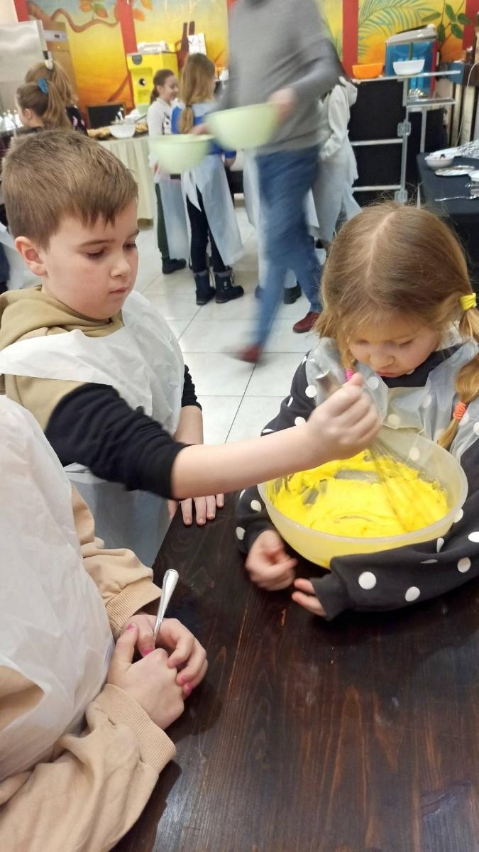 Zdjęcie w galerii na portalu naszraciborz.pl: Raciborzanie dowiedzieli się jak robić pyszne lody wiadomości z regionu