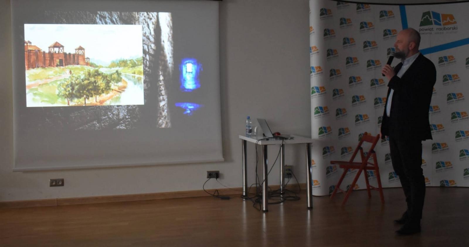 Zdjęcie w galerii na portalu naszraciborz.pl: Historia i przyszłość. Zamek czeka metamorfoza [WIDEO] wiadomości z regionu