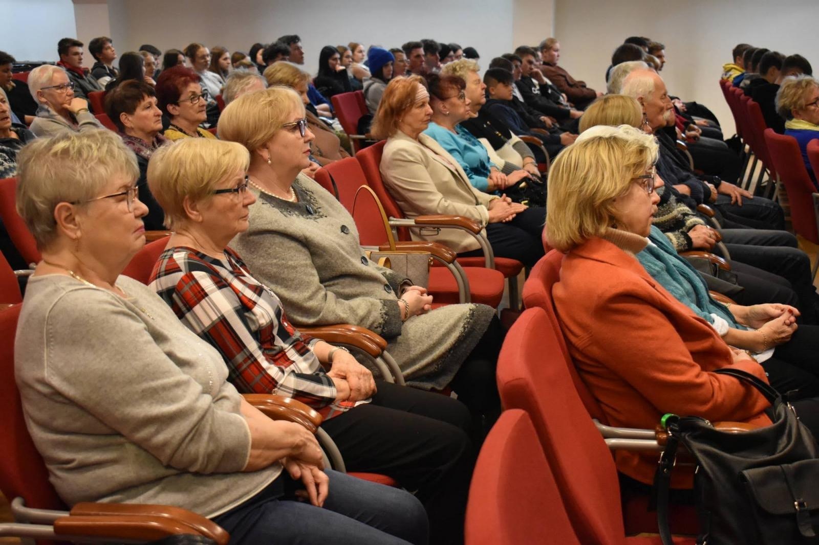 Zdjęcie w galerii na portalu naszraciborz.pl: Historia i przyszłość. Zamek czeka metamorfoza [WIDEO] wiadomości z regionu