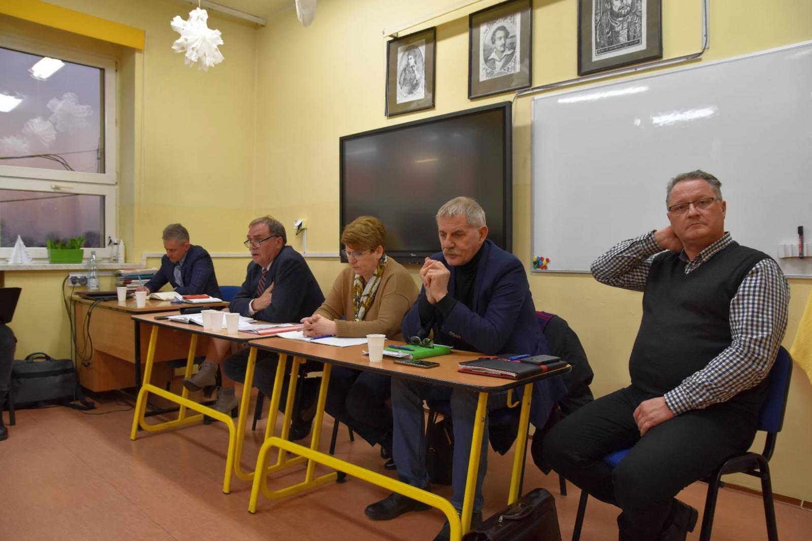 Zdjęcie w galerii na portalu naszraciborz.pl: Gasną szanse na utrzymanie samborowickiej podstawówki wiadomości z regionu