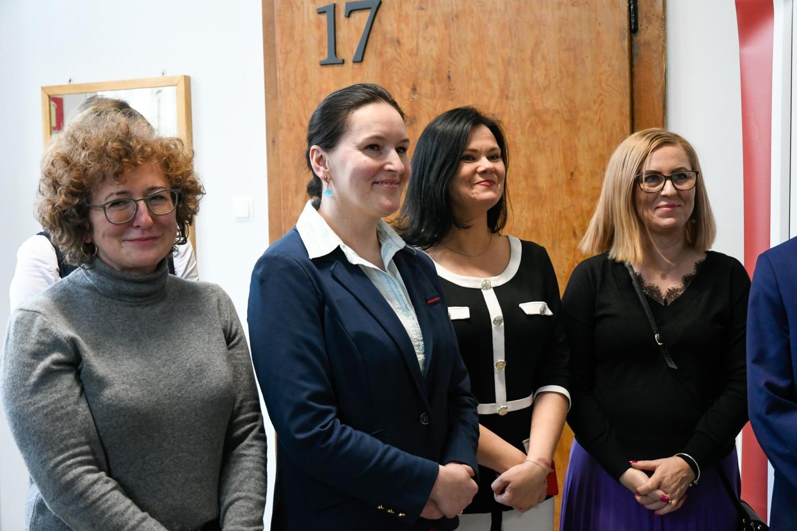 Zdjęcie w galerii na portalu naszraciborz.pl: Loftowy korytarz i nowa pracownia. CKZiU nr 1 wciąż się zmienia na lepsze wiadomości z regionu