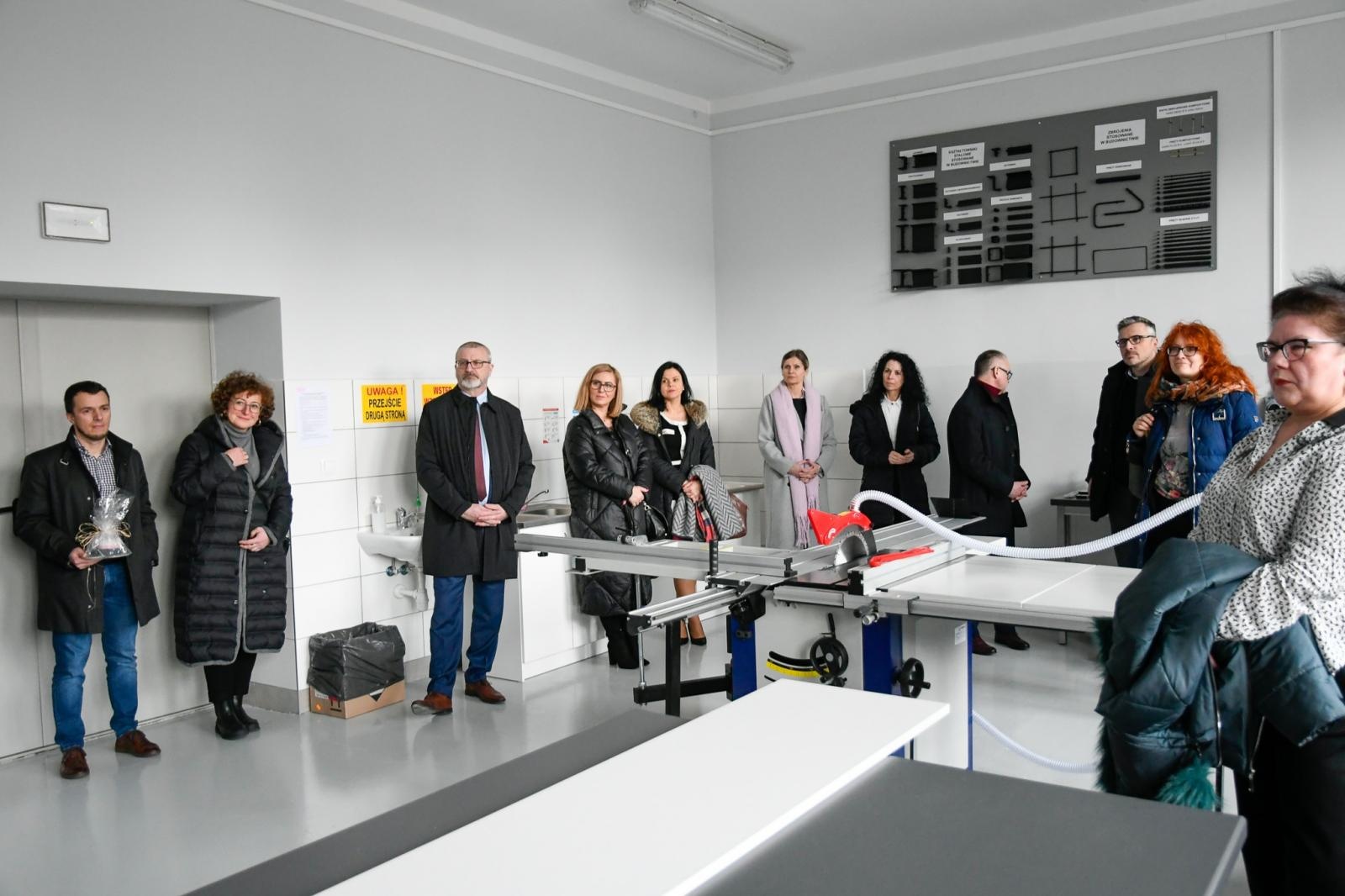 Zdjęcie w galerii na portalu naszraciborz.pl: Loftowy korytarz i nowa pracownia. CKZiU nr 1 wciąż się zmienia na lepsze wiadomości z regionu
