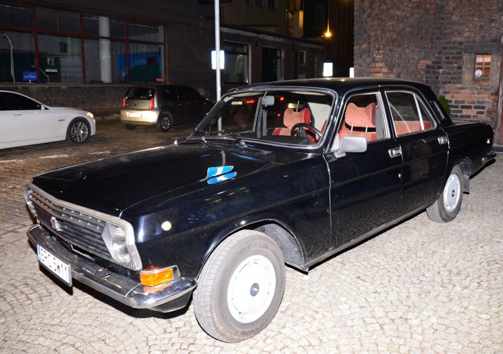 Zdjęcie w galerii na portalu naszraciborz.pl: Modele kultowych samochodów na wystawie w Muzeum [FOTO] wiadomości z regionu