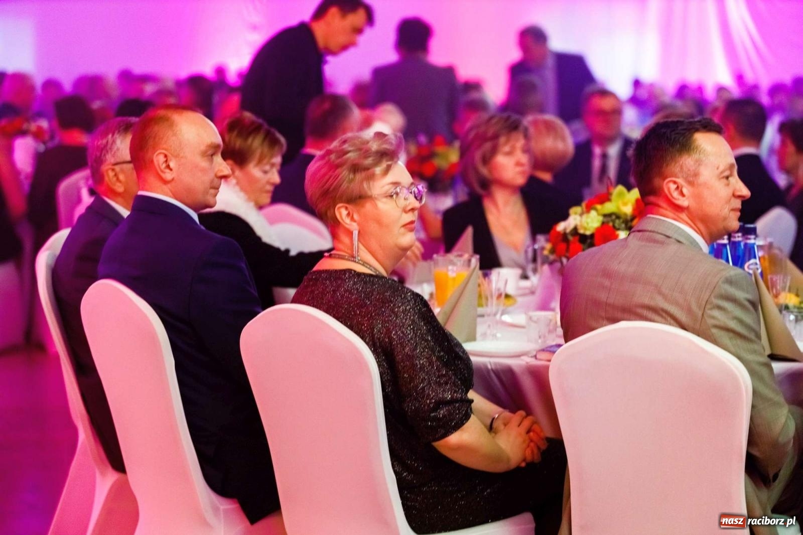 Zdjęcie w galerii na portalu naszraciborz.pl: Biznes i władza. Gala przedsiębiorców w Pietrowicach Wielkich [FOTO i WIDEO] wiadomości z regionu