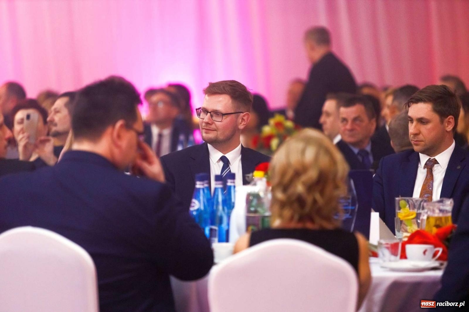 Zdjęcie w galerii na portalu naszraciborz.pl: Biznes i władza. Gala przedsiębiorców w Pietrowicach Wielkich [FOTO i WIDEO] wiadomości z regionu