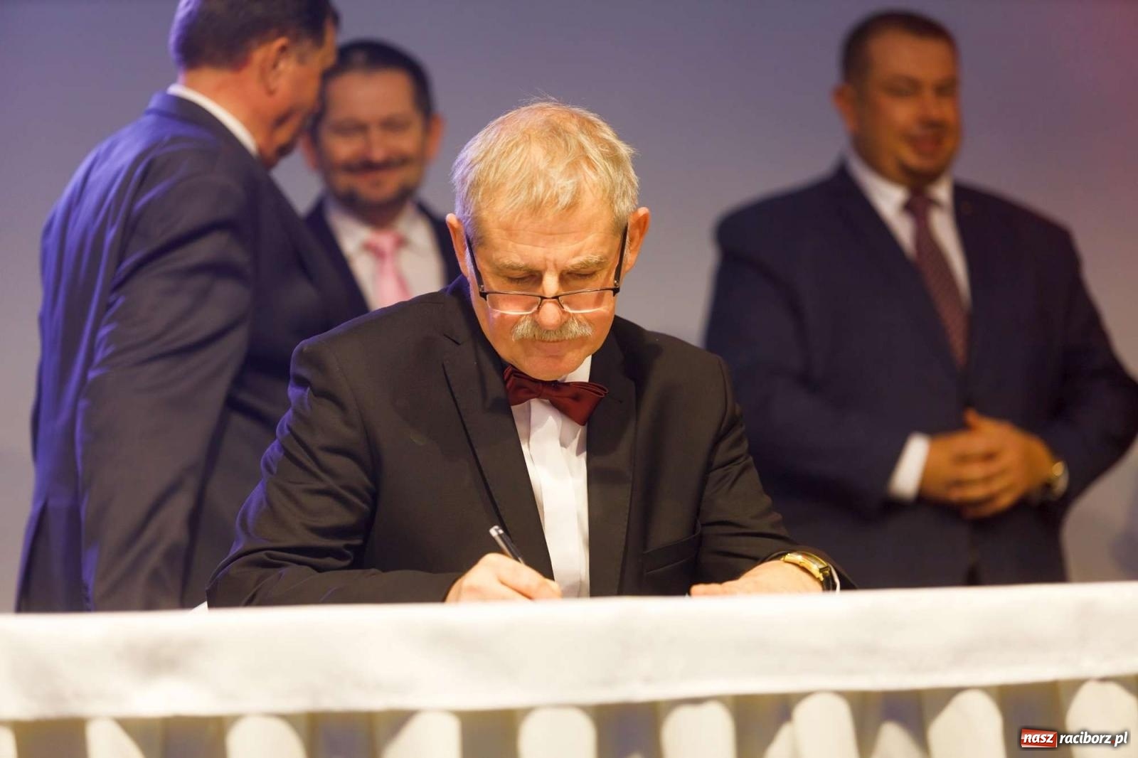 Zdjęcie w galerii na portalu naszraciborz.pl: Biznes i władza. Gala przedsiębiorców w Pietrowicach Wielkich [FOTO i WIDEO] wiadomości z regionu
