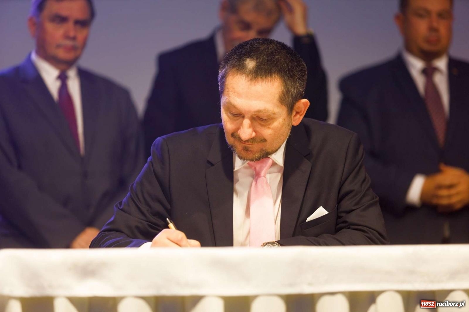Zdjęcie w galerii na portalu naszraciborz.pl: Biznes i władza. Gala przedsiębiorców w Pietrowicach Wielkich [FOTO i WIDEO] wiadomości z regionu