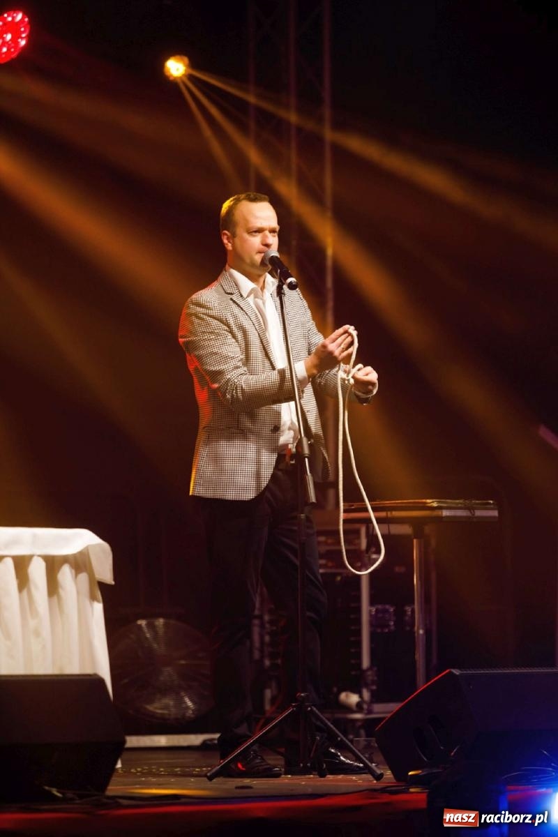 Zdjęcie w galerii na portalu naszraciborz.pl: Biznes i władza. Gala przedsiębiorców w Pietrowicach Wielkich [FOTO i WIDEO] wiadomości z regionu