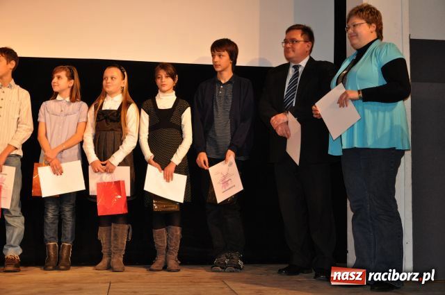 Zdjęcie w galerii na portalu naszraciborz.pl: Historia słowem i dźwiękiem malowana wiadomości z regionu