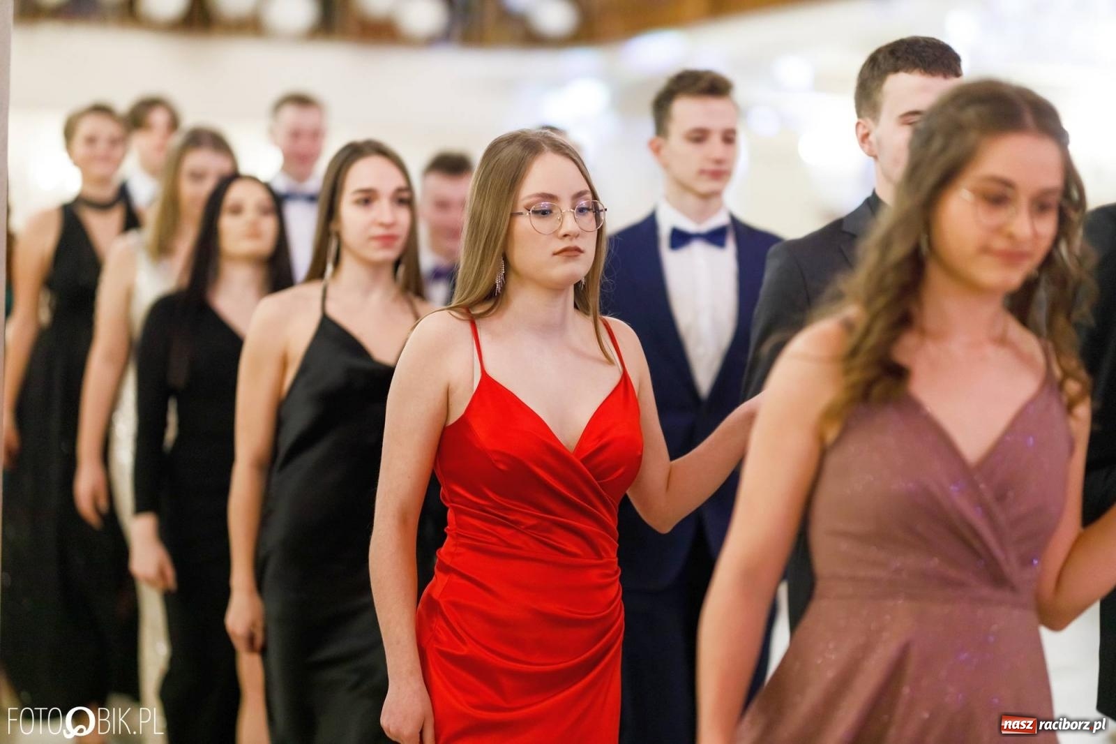 Zdjęcie w galerii na portalu naszraciborz.pl: Studniówka I LO im. Jana Kasprowicza [FOTO i WIDEO] wiadomości z regionu