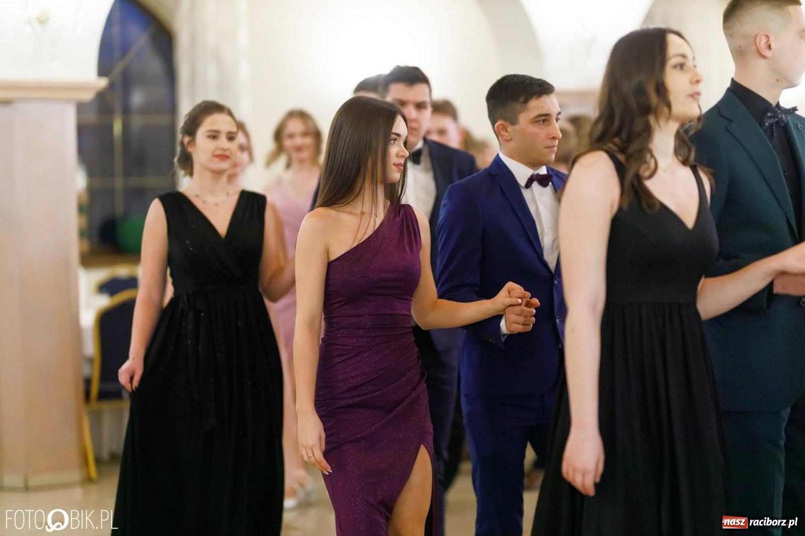 Zdjęcie w galerii na portalu naszraciborz.pl: Studniówka I LO im. Jana Kasprowicza [FOTO i WIDEO] wiadomości z regionu