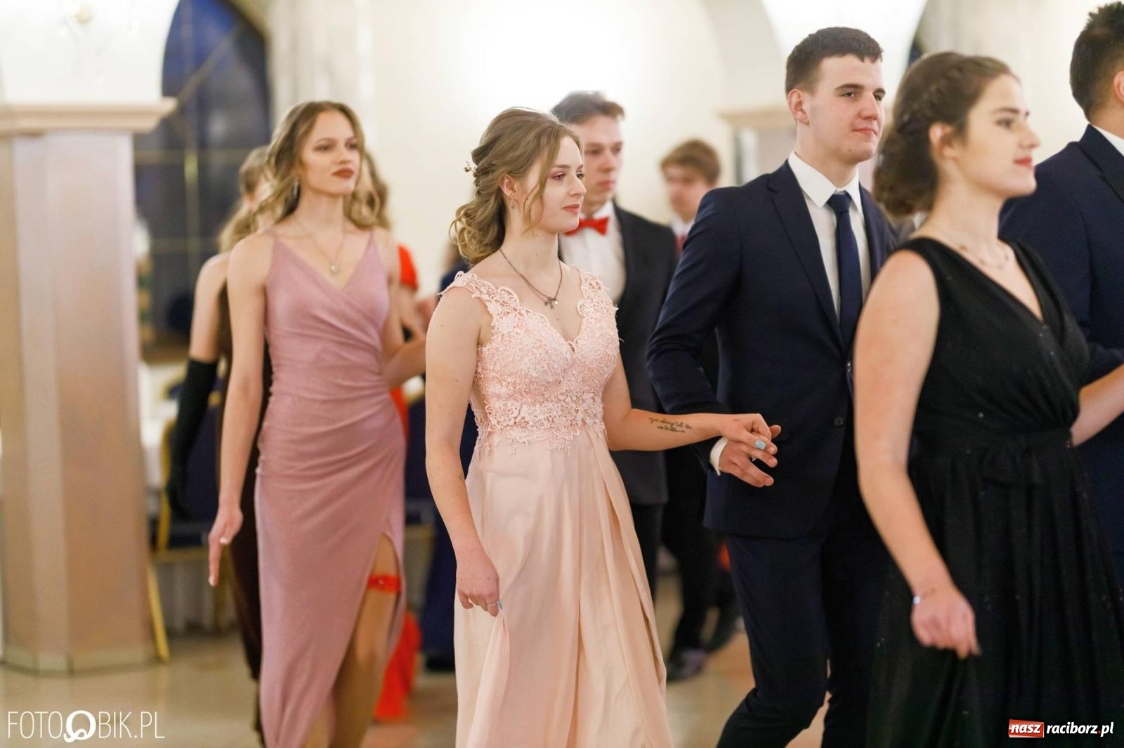 Zdjęcie w galerii na portalu naszraciborz.pl: Studniówka I LO im. Jana Kasprowicza [FOTO i WIDEO] wiadomości z regionu