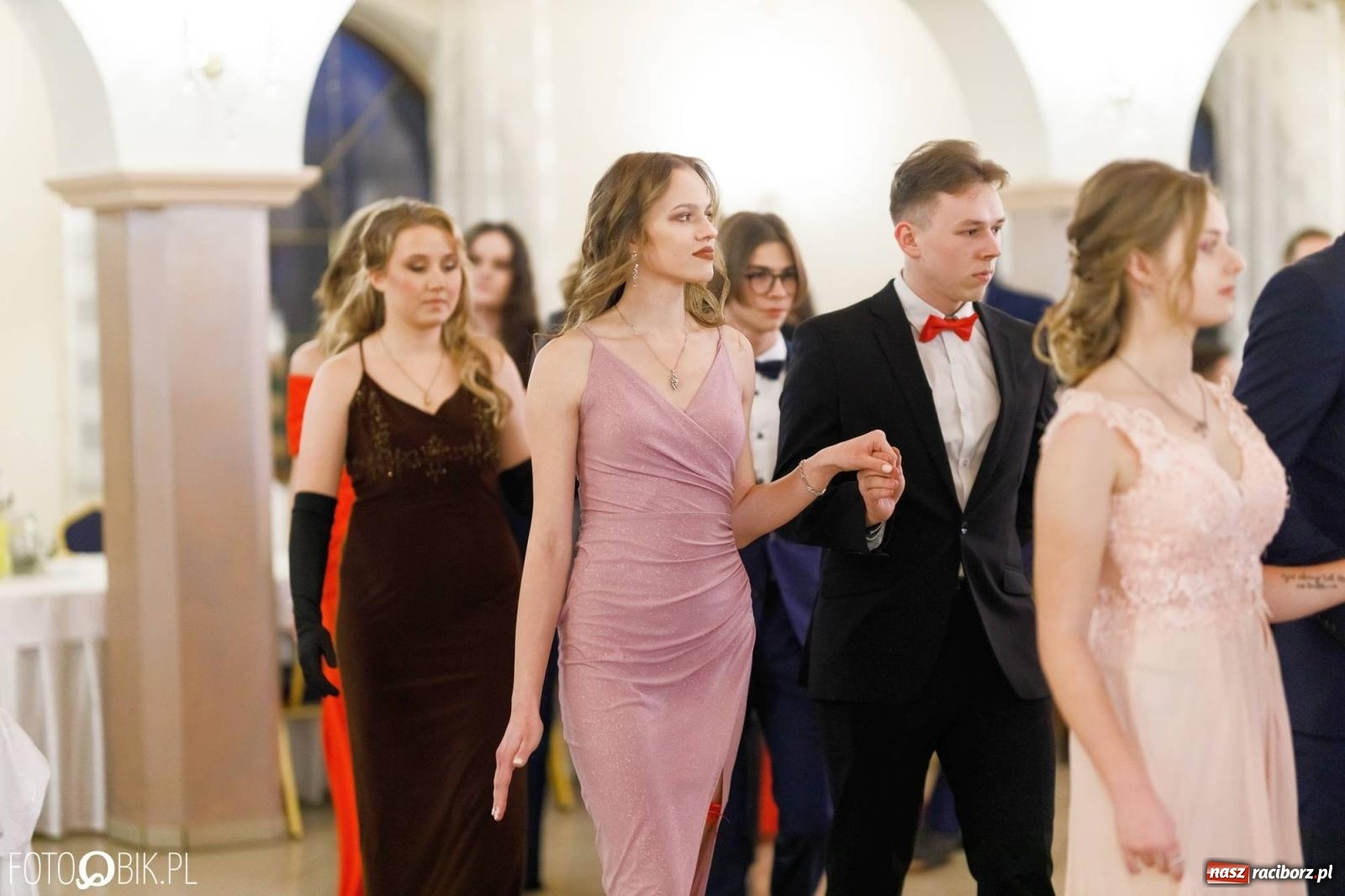 Zdjęcie w galerii na portalu naszraciborz.pl: Studniówka I LO im. Jana Kasprowicza [FOTO i WIDEO] wiadomości z regionu