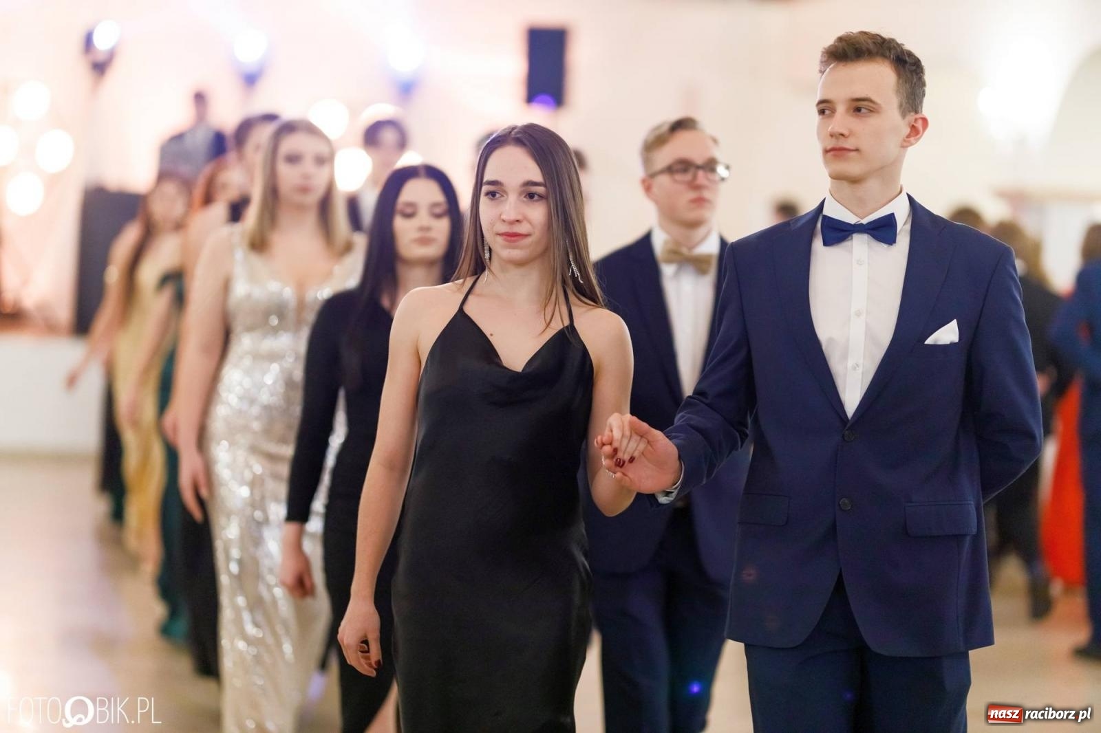Zdjęcie w galerii na portalu naszraciborz.pl: Studniówka I LO im. Jana Kasprowicza [FOTO i WIDEO] wiadomości z regionu