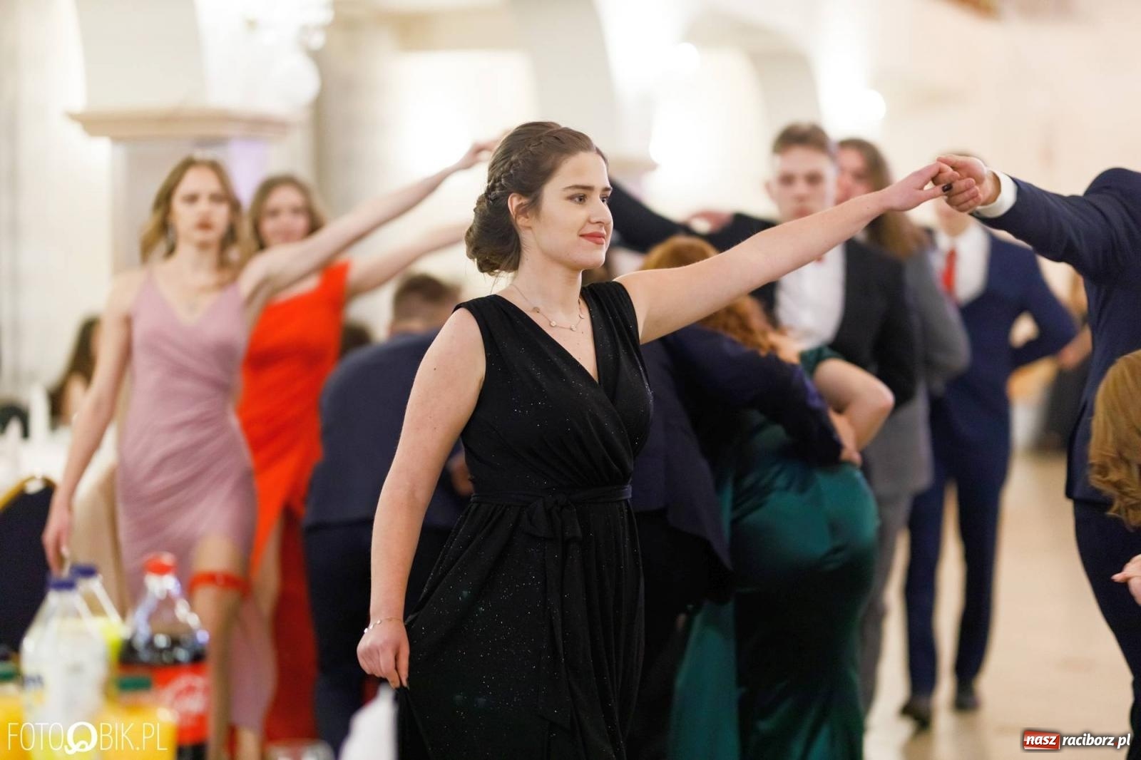 Zdjęcie w galerii na portalu naszraciborz.pl: Studniówka I LO im. Jana Kasprowicza [FOTO i WIDEO] wiadomości z regionu