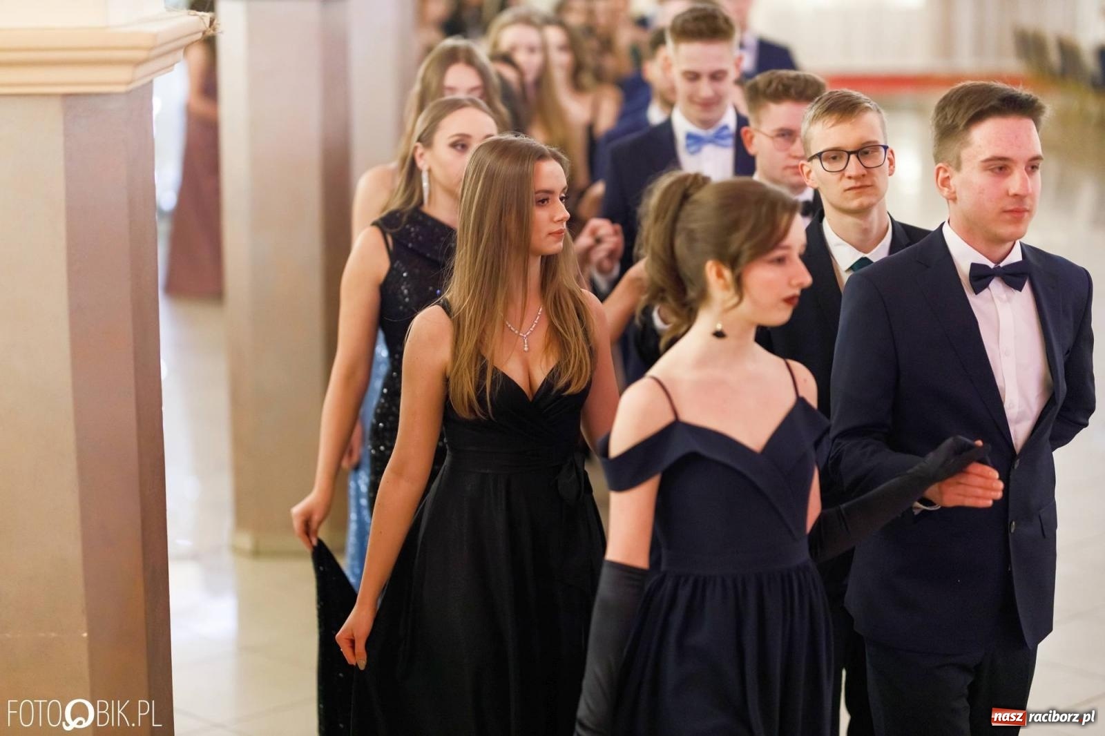 Zdjęcie w galerii na portalu naszraciborz.pl: Studniówka I LO im. Jana Kasprowicza [FOTO i WIDEO] wiadomości z regionu