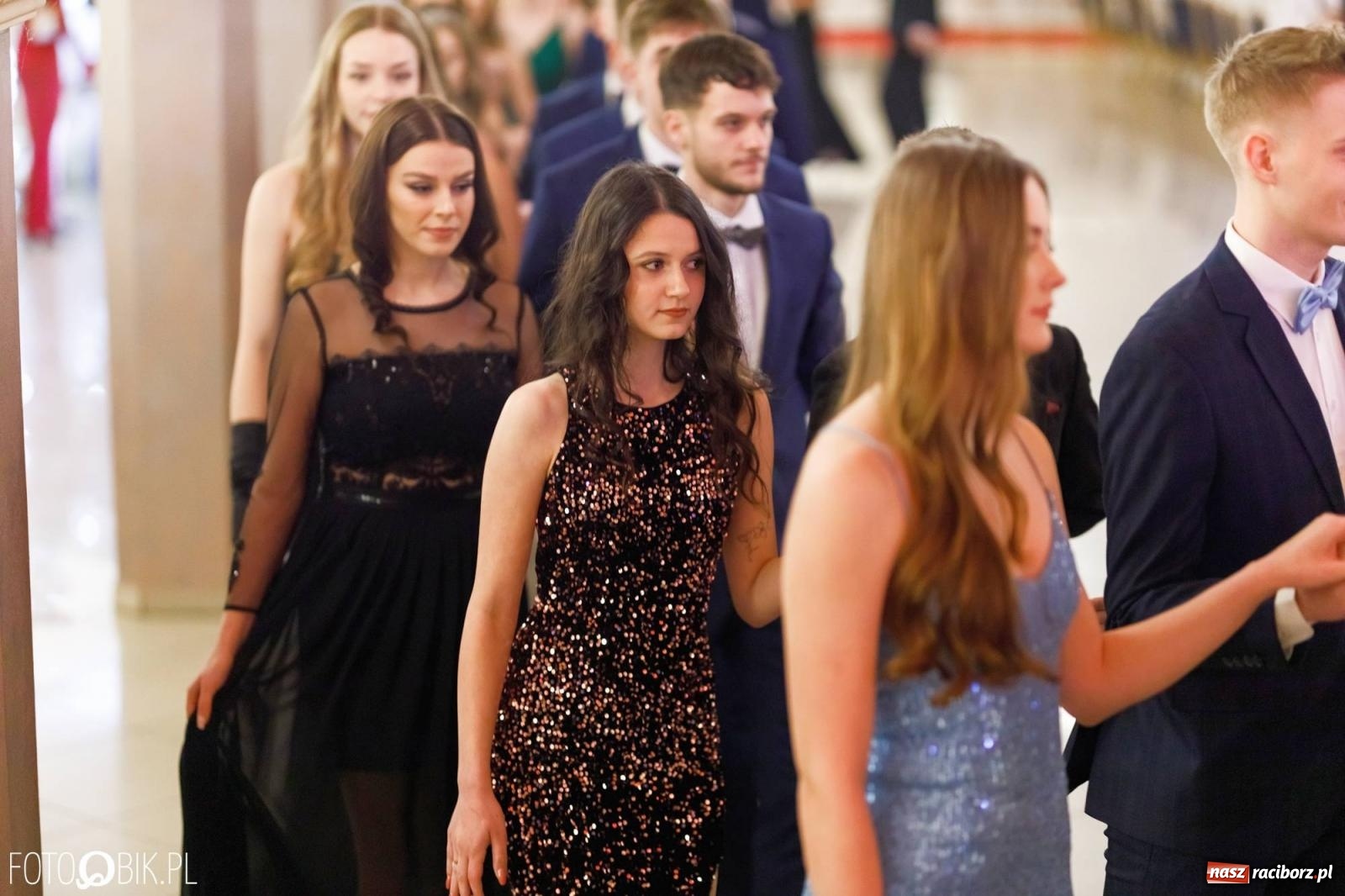 Zdjęcie w galerii na portalu naszraciborz.pl: Studniówka I LO im. Jana Kasprowicza [FOTO i WIDEO] wiadomości z regionu