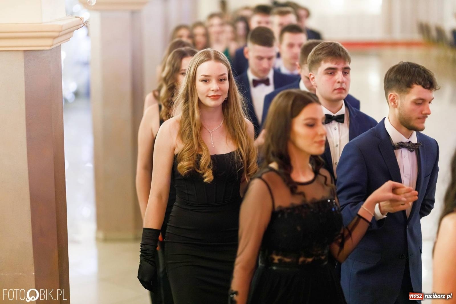 Zdjęcie w galerii na portalu naszraciborz.pl: Studniówka I LO im. Jana Kasprowicza [FOTO i WIDEO] wiadomości z regionu