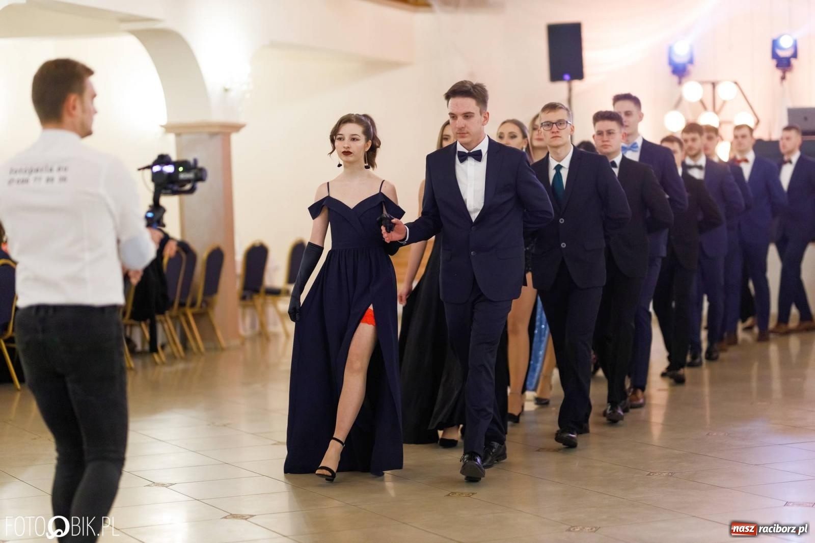 Zdjęcie w galerii na portalu naszraciborz.pl: Studniówka I LO im. Jana Kasprowicza [FOTO i WIDEO] wiadomości z regionu