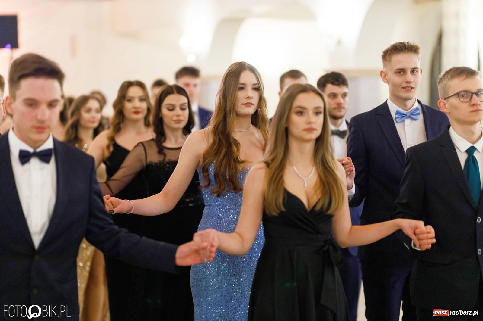 Zdjęcie w galerii na portalu naszraciborz.pl: Studniówka I LO im. Jana Kasprowicza [FOTO i WIDEO] wiadomości z regionu