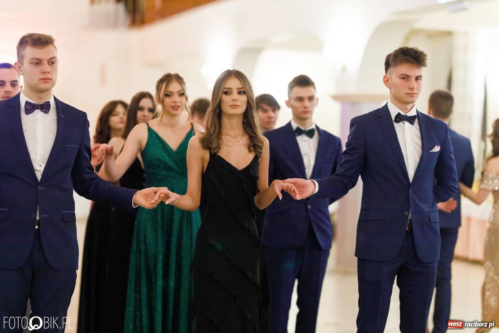 Zdjęcie w galerii na portalu naszraciborz.pl: Studniówka I LO im. Jana Kasprowicza [FOTO i WIDEO] wiadomości z regionu